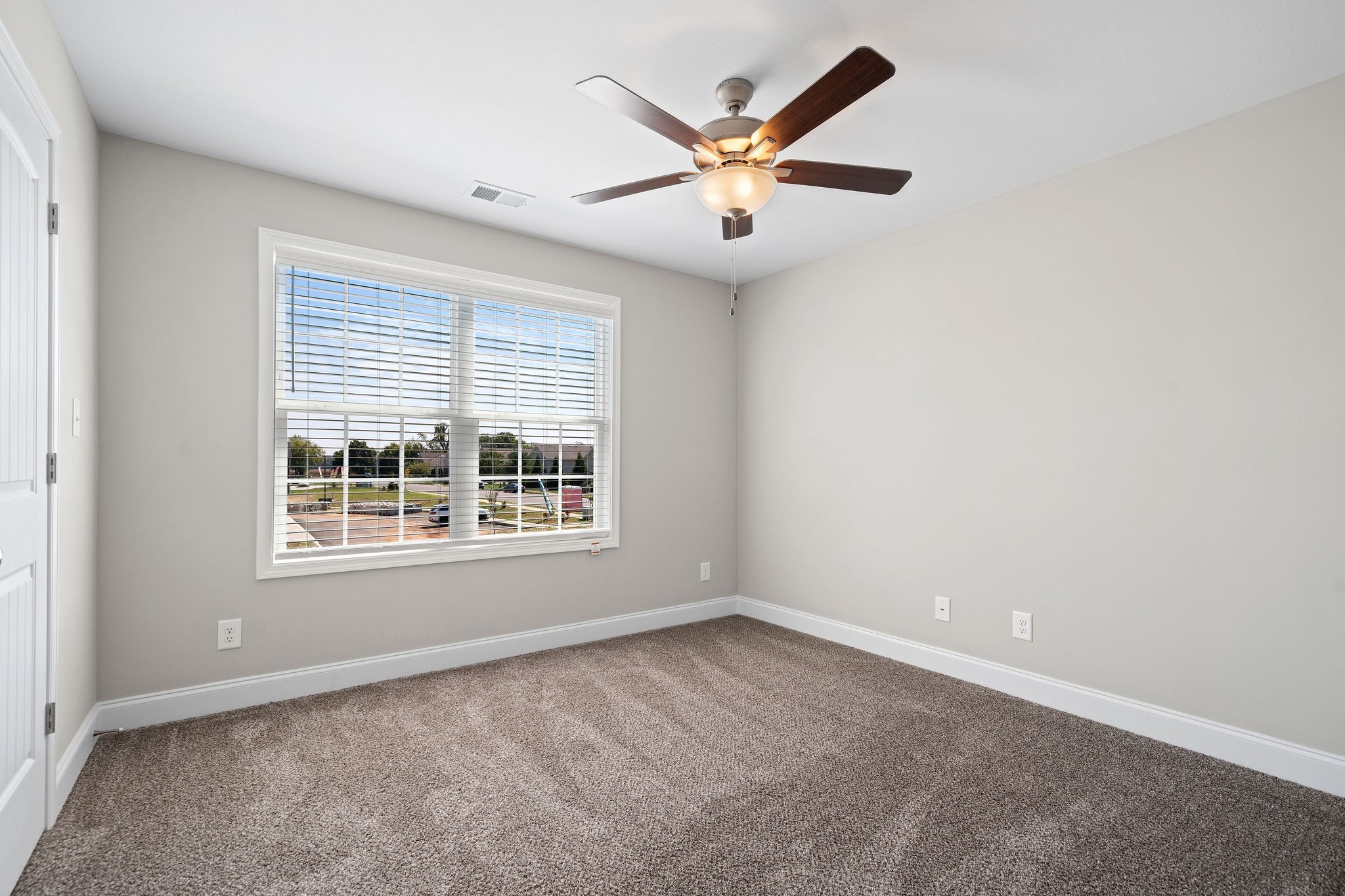 841 Professional Park Dr Property Photo 14