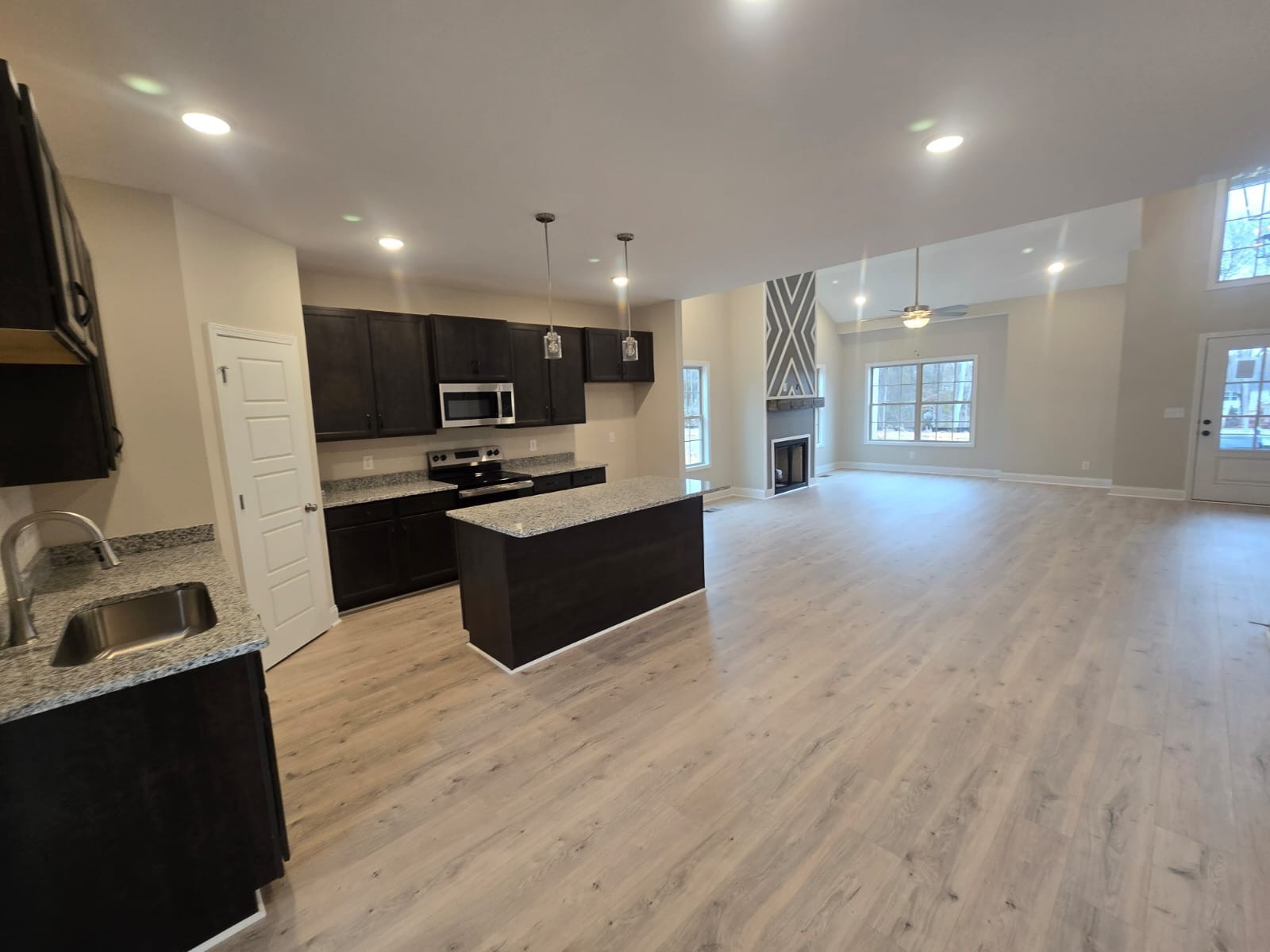 2 Cornerstone Reserves Property Photo 5