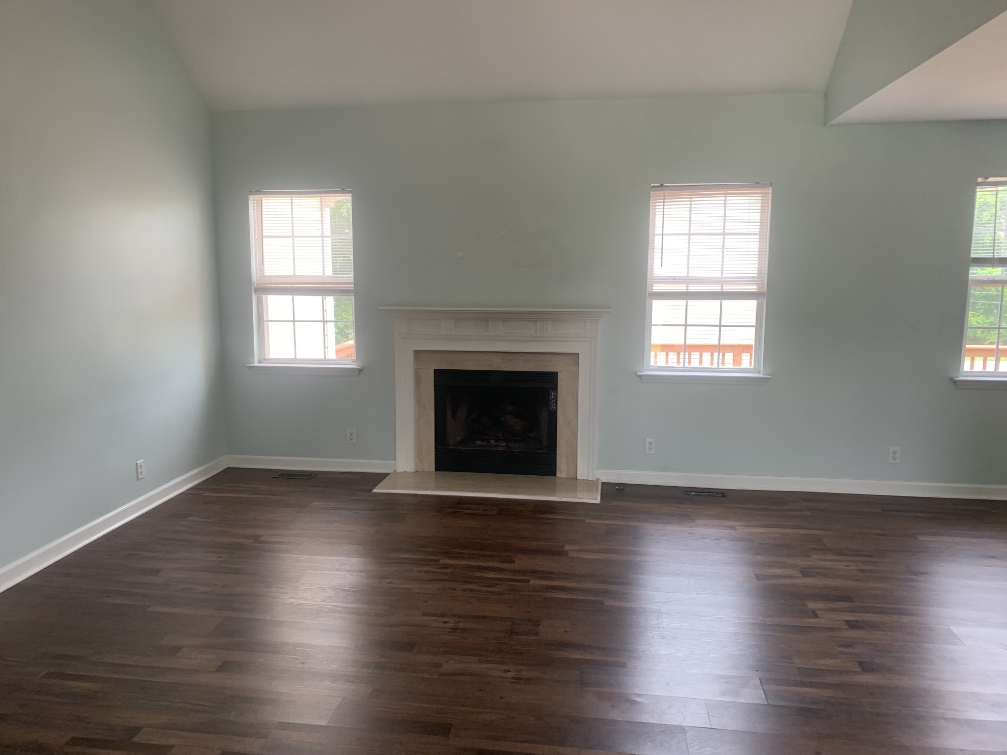 1700 S Bonham Ct Property Photo 3