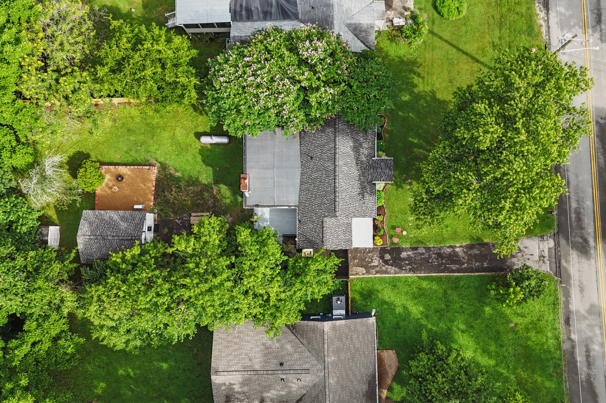 2217 Fernwood Dr Property Photo 30