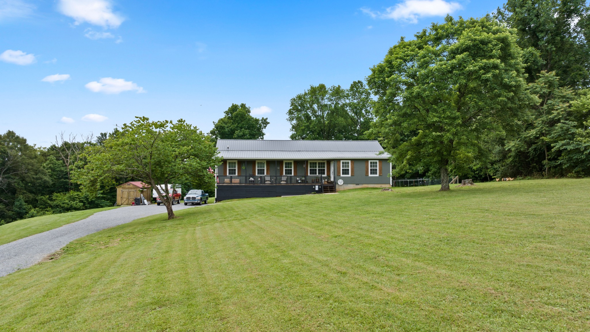 2237 Cold Springs Rd Property Photo 2
