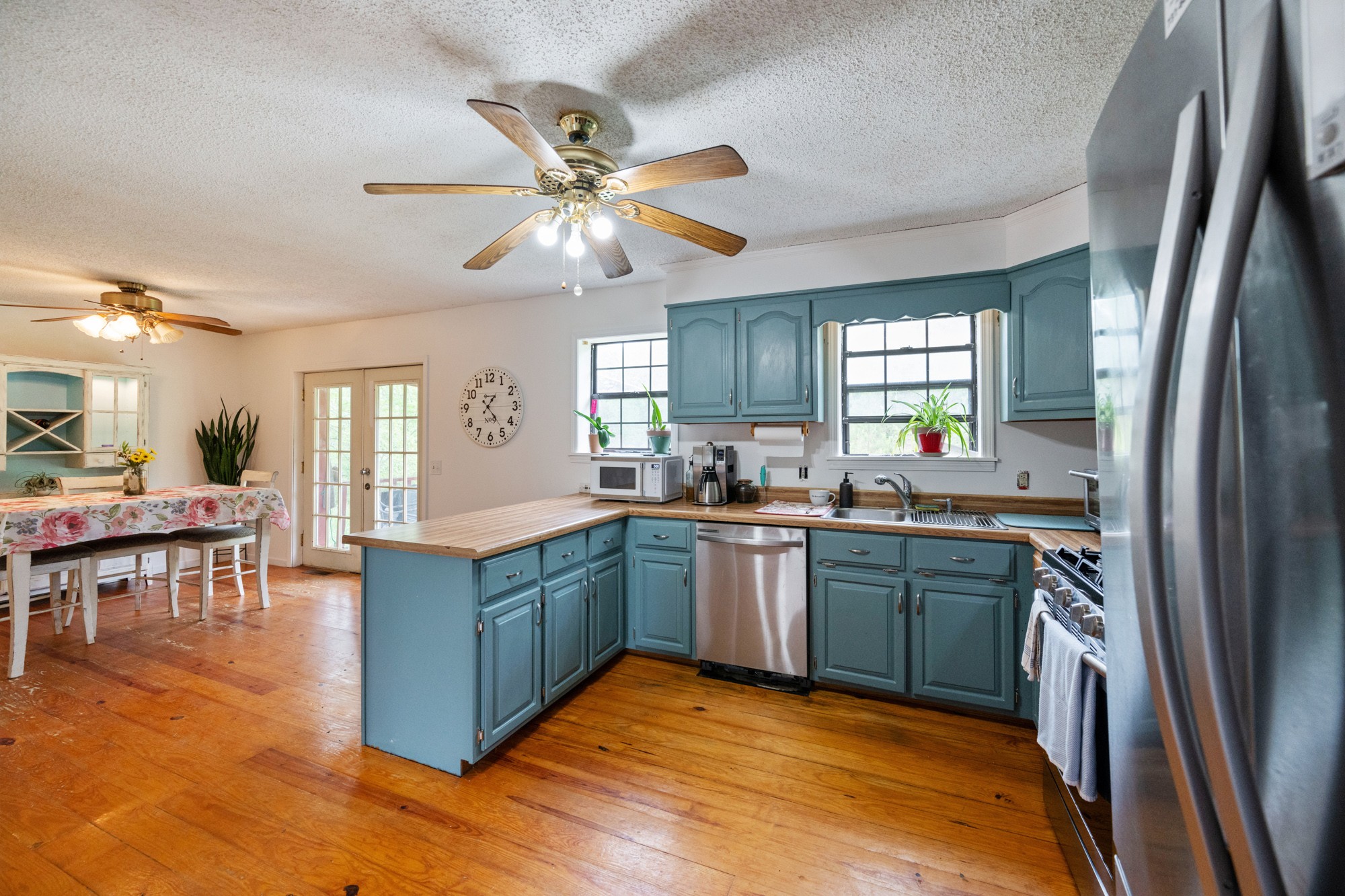 266 S Parkway Property Photo 16