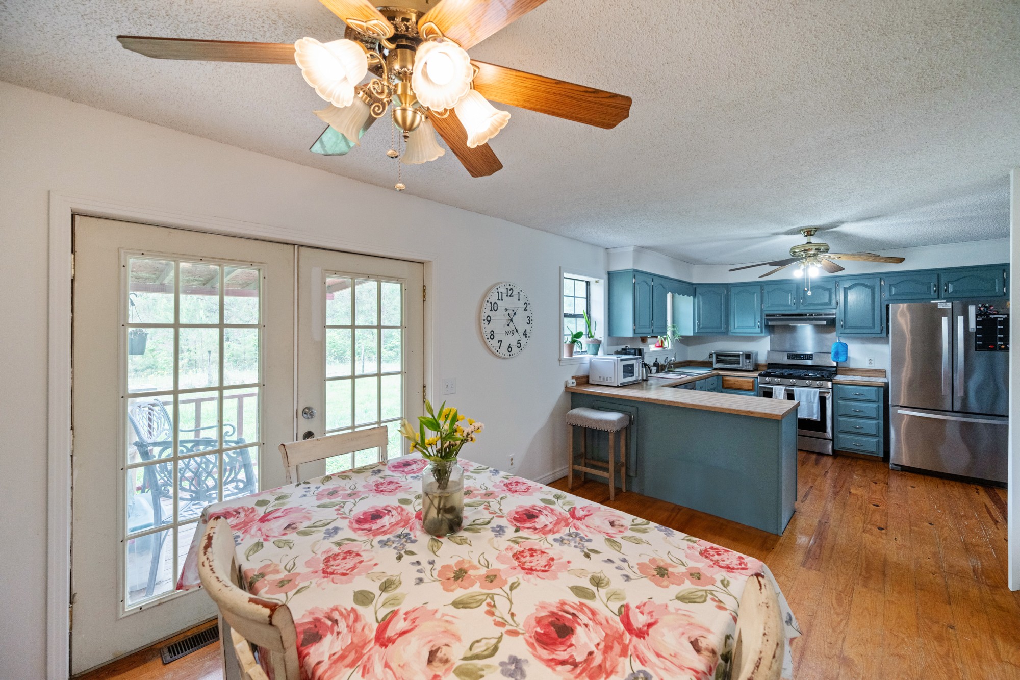 266 S Parkway Property Photo 18