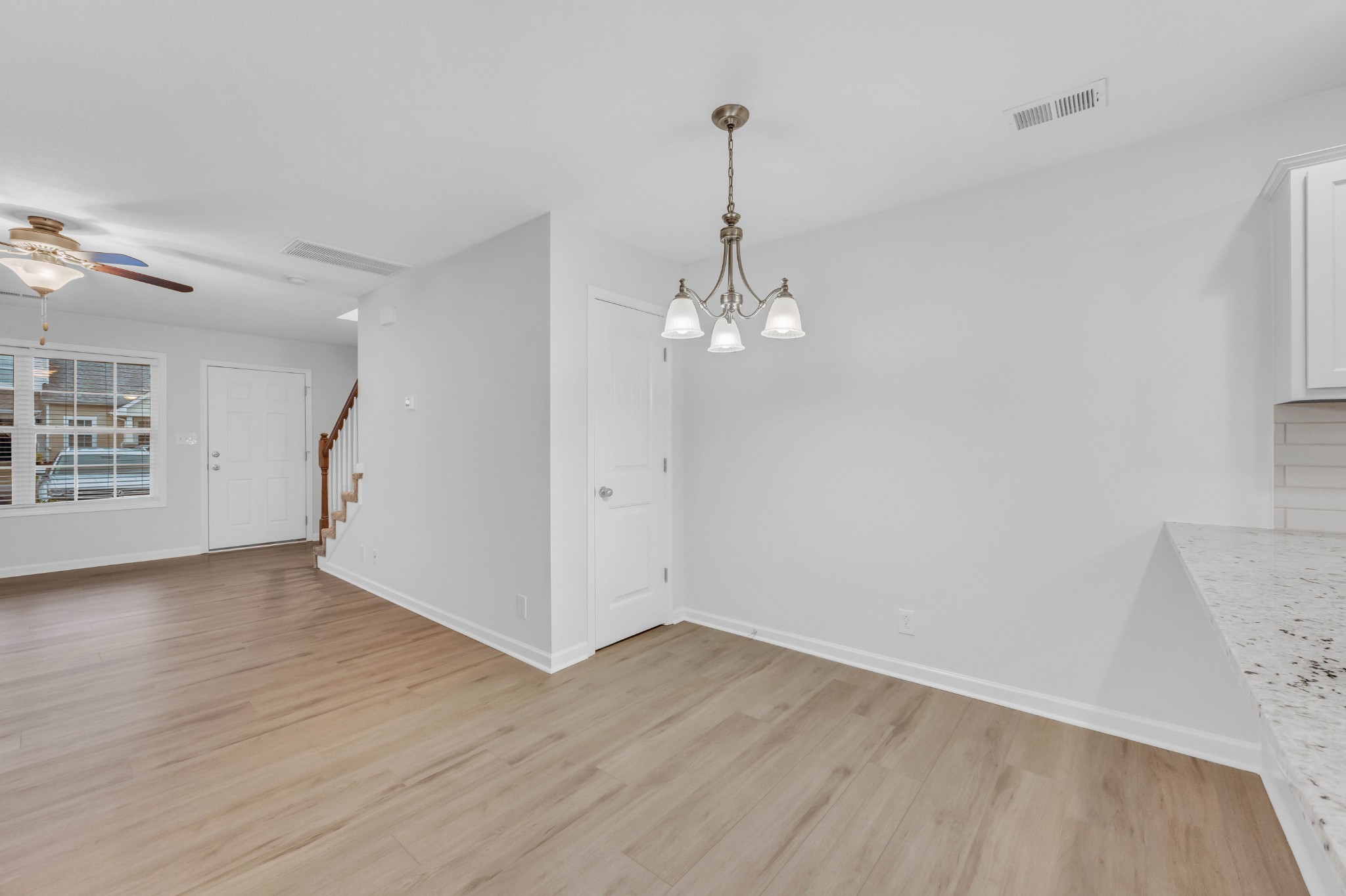 166 Alexander Blvd Property Photo 12