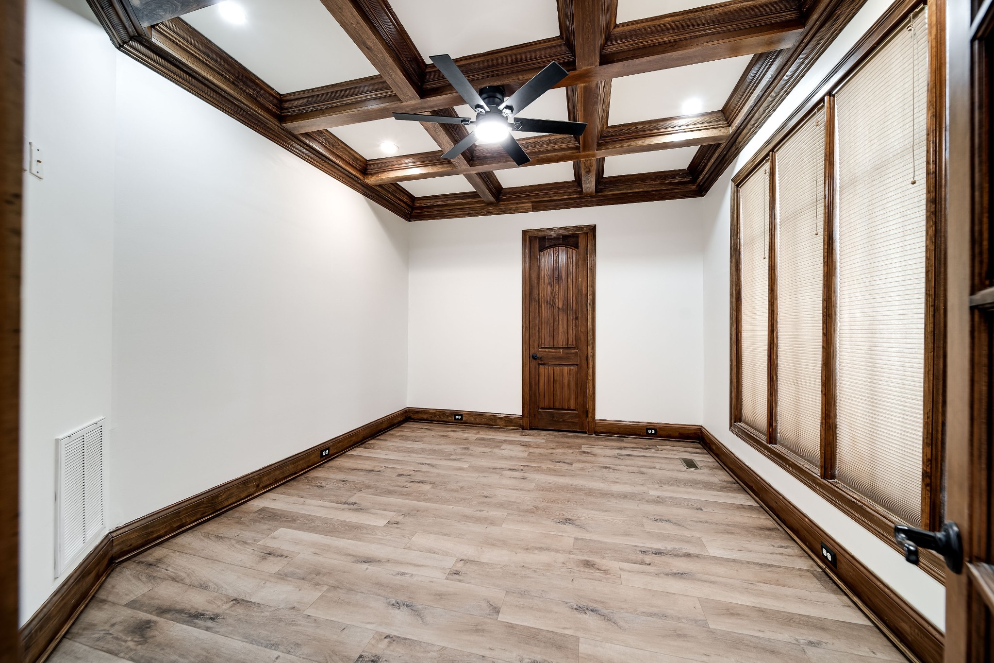 1004 Pintail Pl Property Photo 41