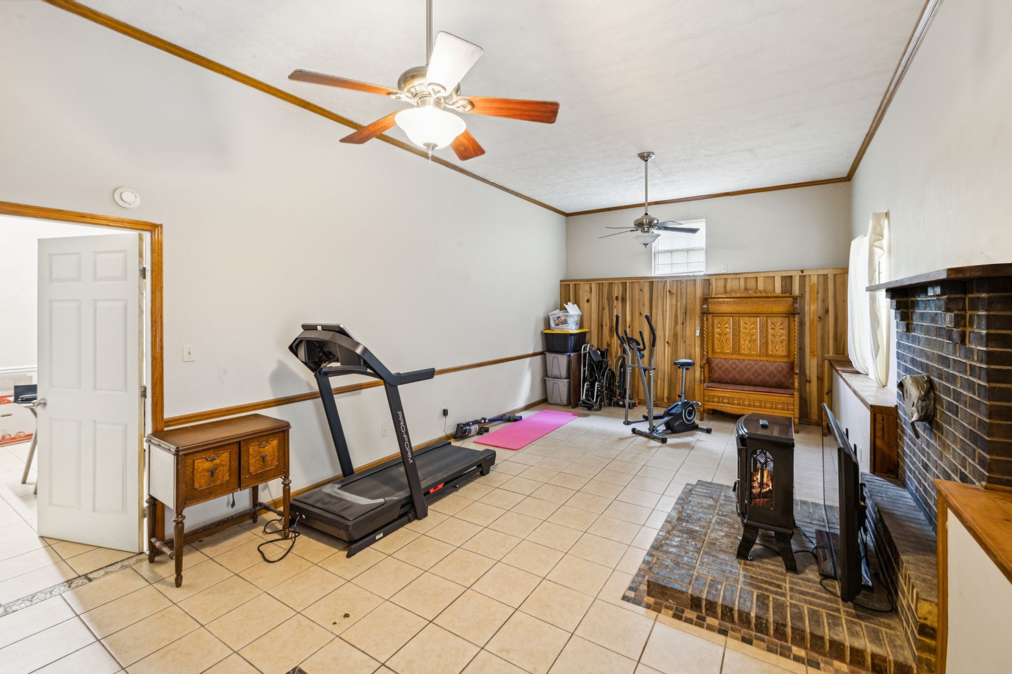 8663 Dog Creek Rd Property Photo 17