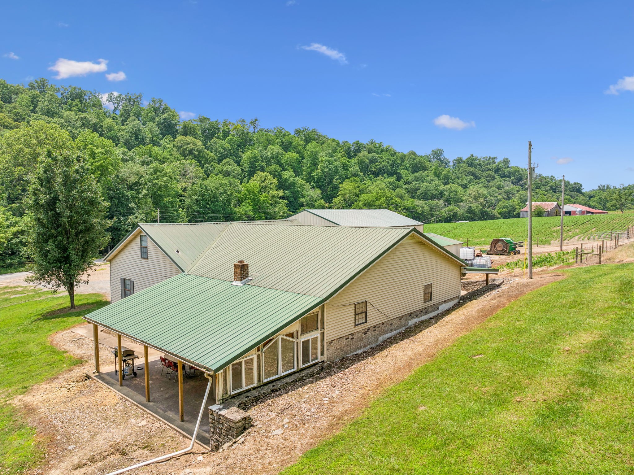 8663 Dog Creek Rd Property Photo 32