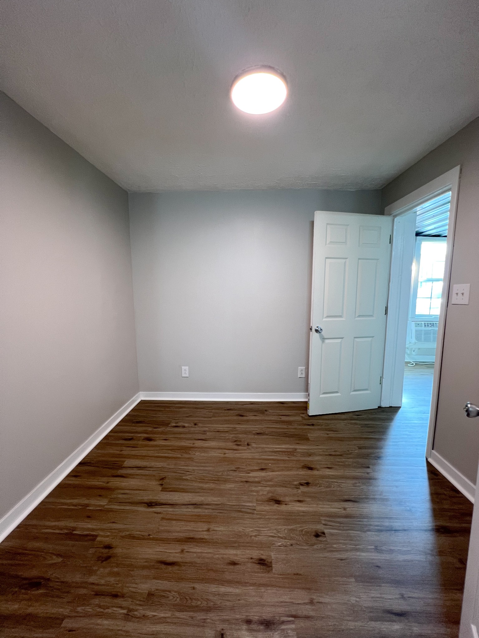 2510 Fort Campbell Blvd Property Photo 3