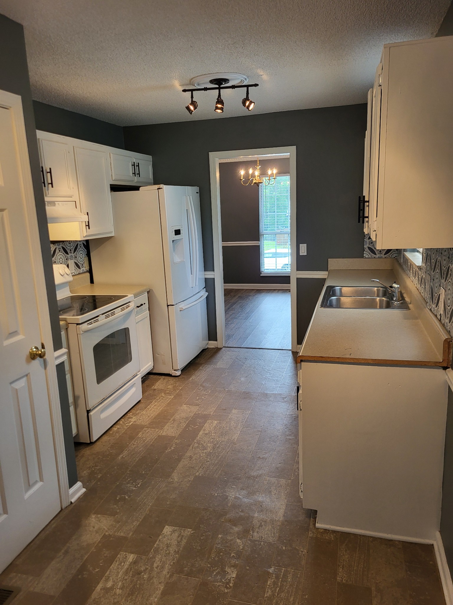 1524 Market Sq Property Photo 8