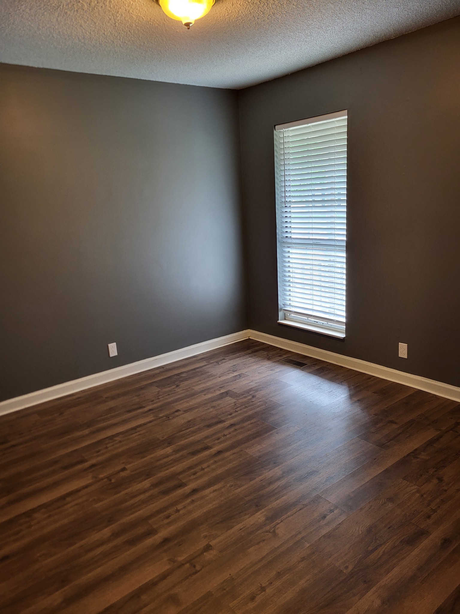 1524 Market Sq Property Photo 11