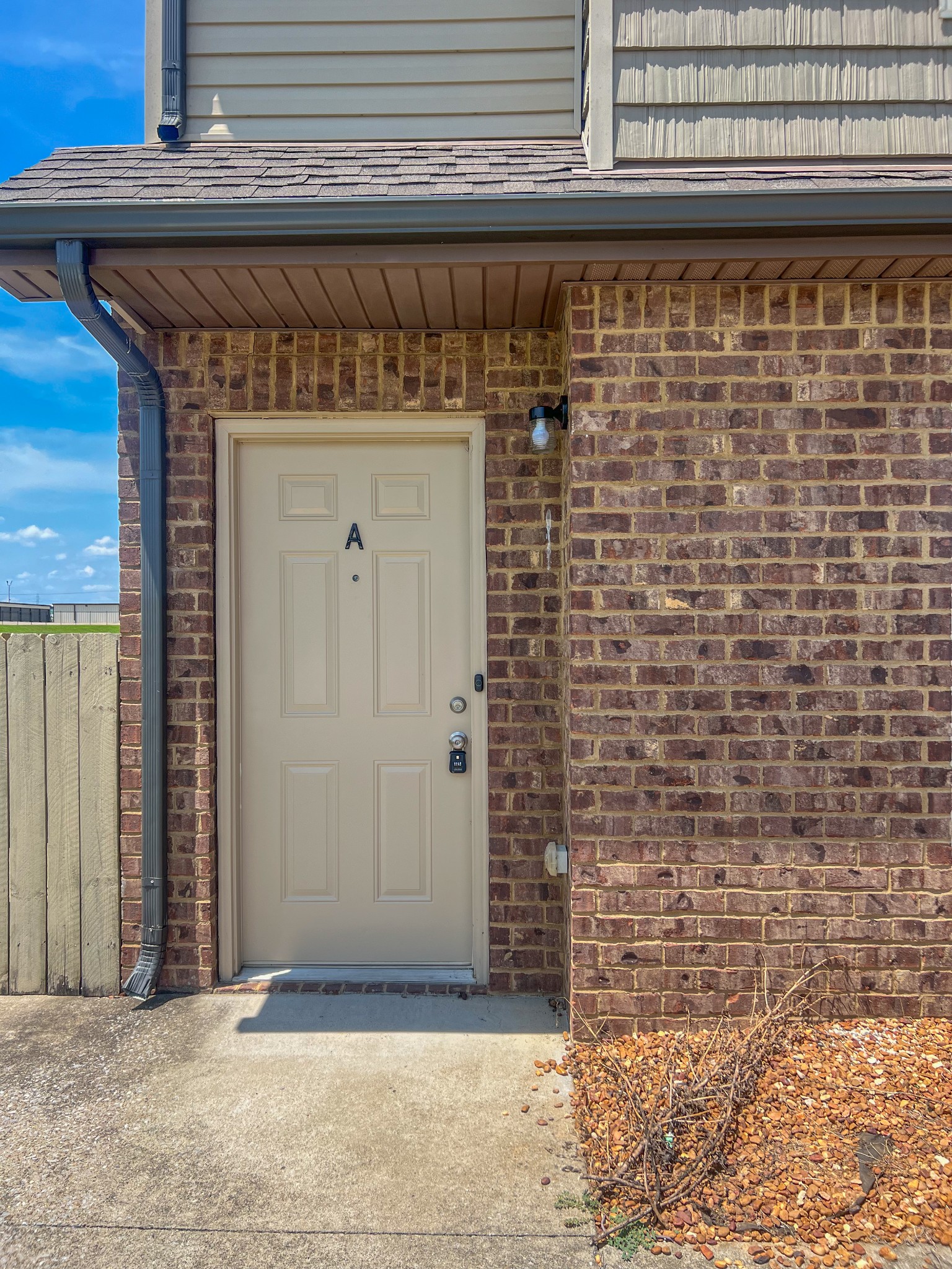 1604 Railton Ct Property Photo 2