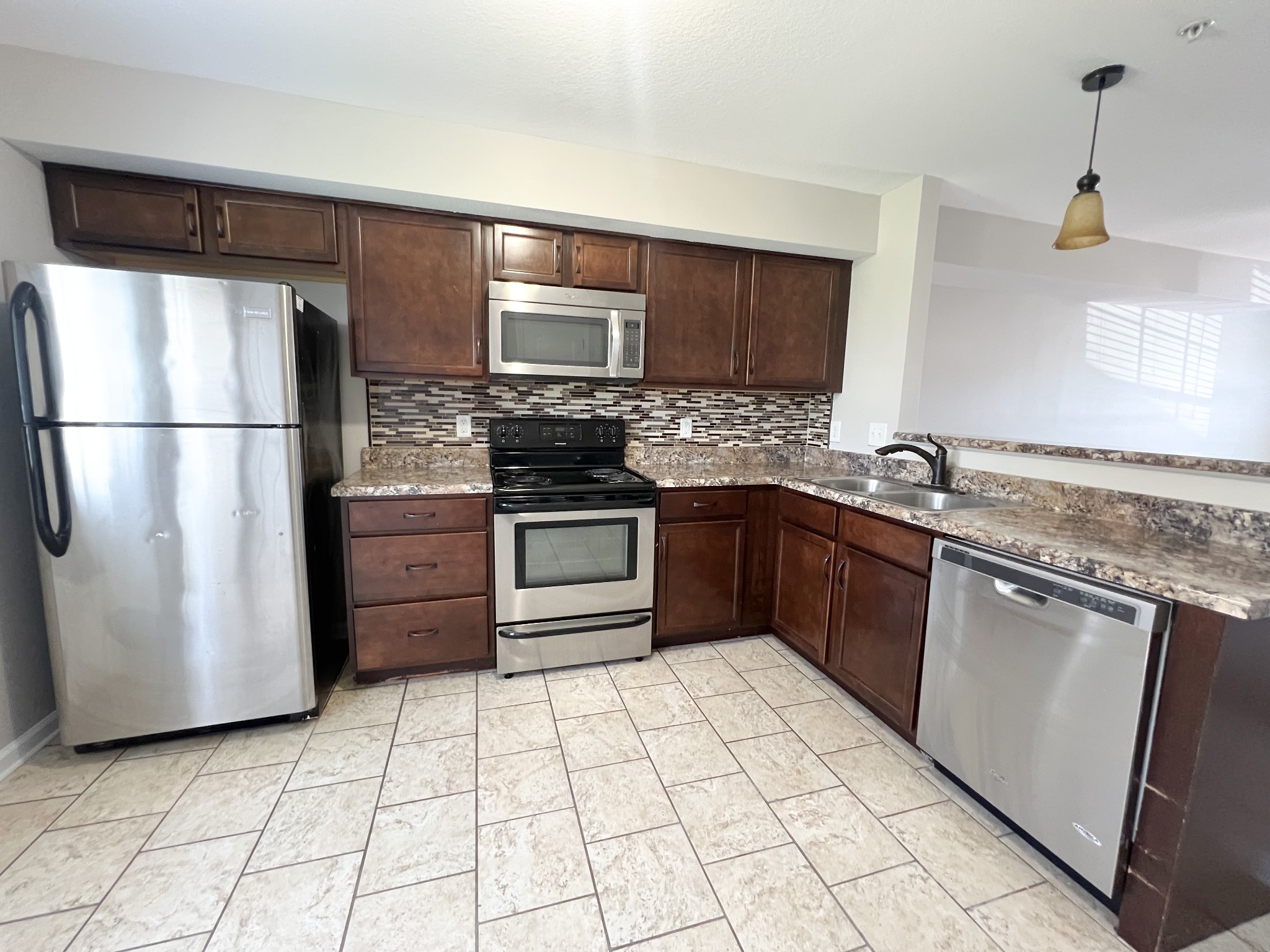 1604 Railton Ct Property Photo 8