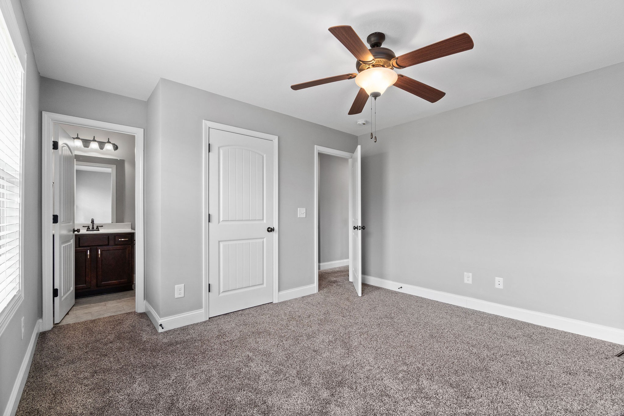 1712 Manning Dr Property Photo 15