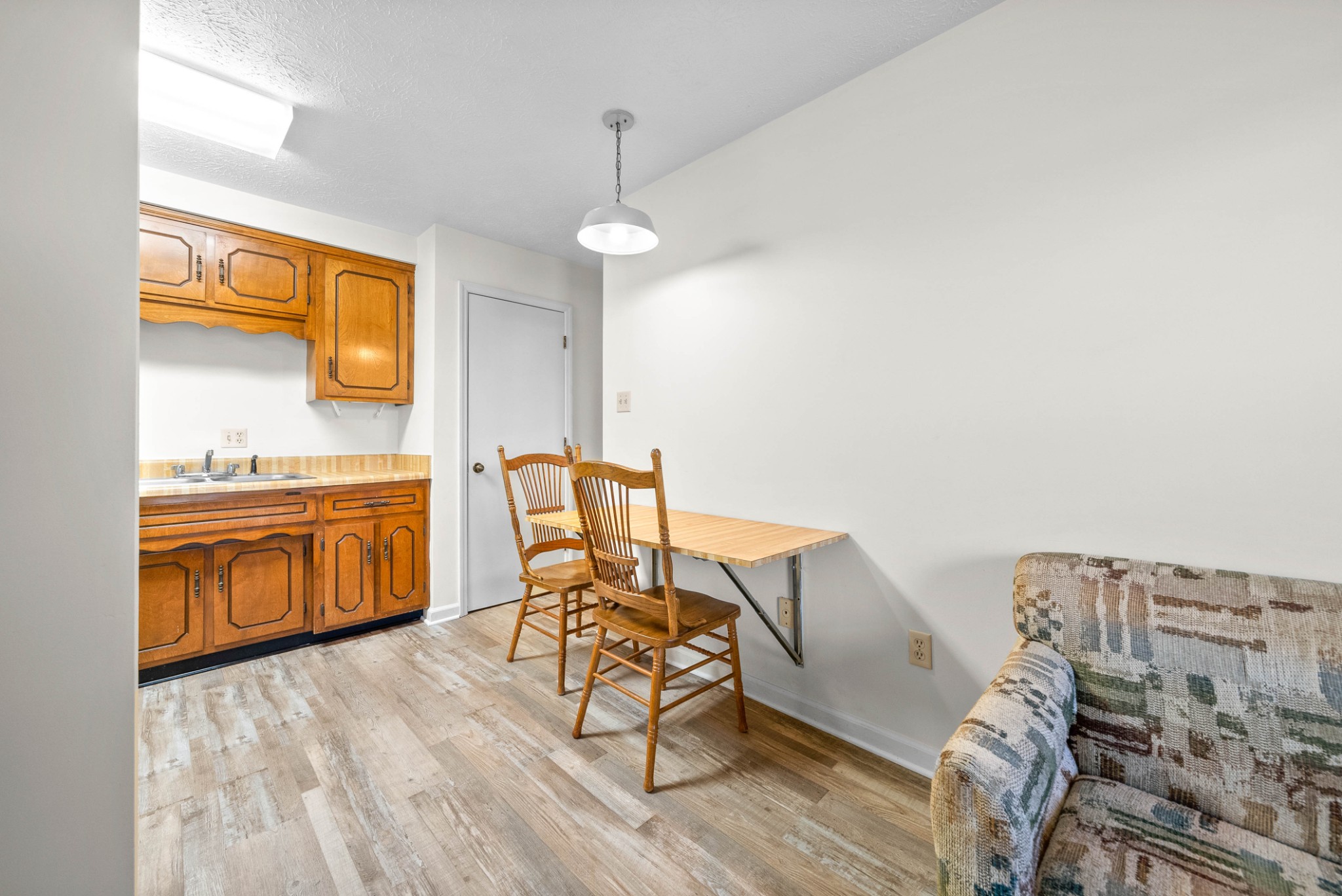 100 Laurel Cove Dr Property Photo 10
