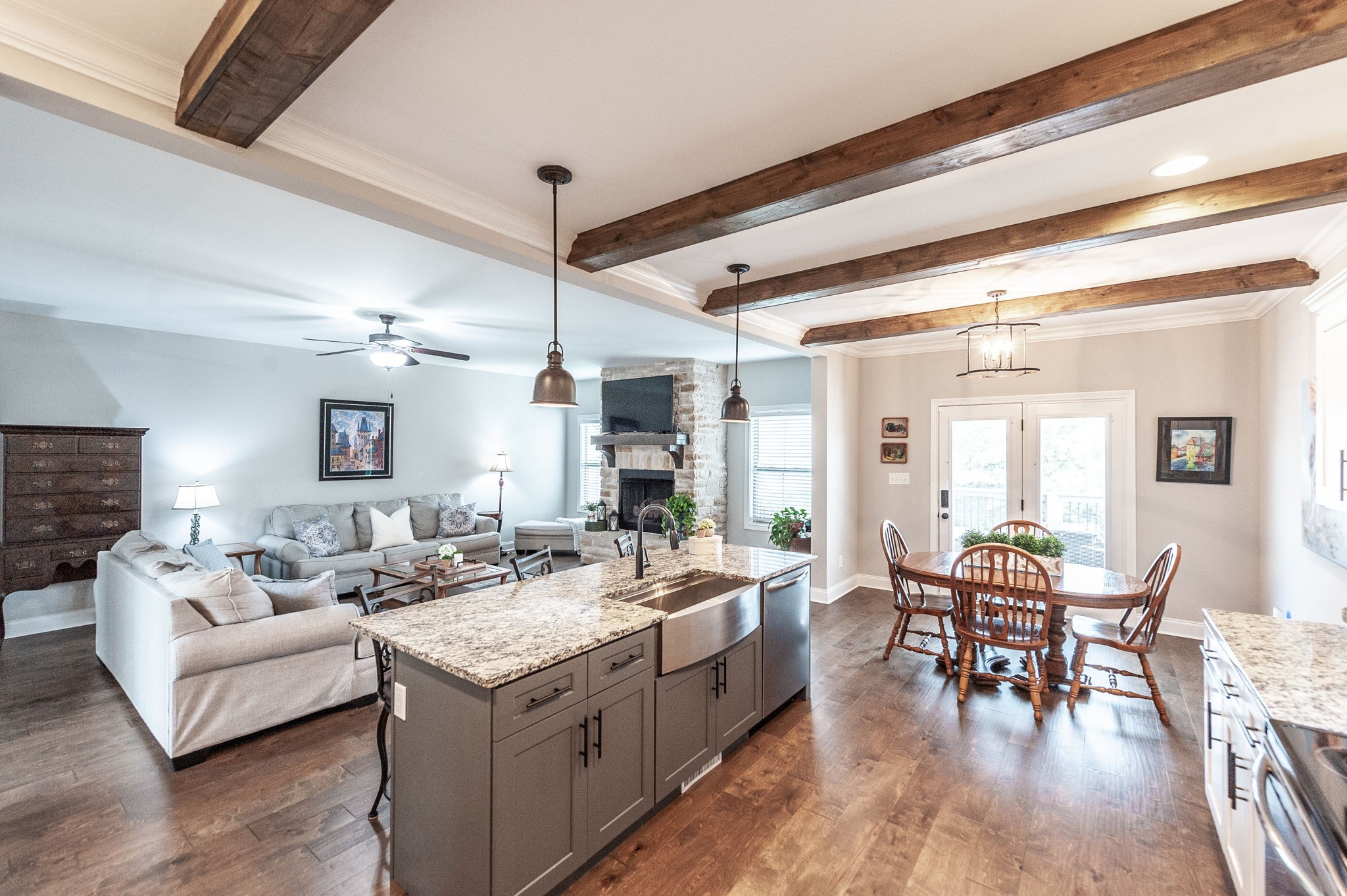 1184 Wicke Rd Property Photo 11