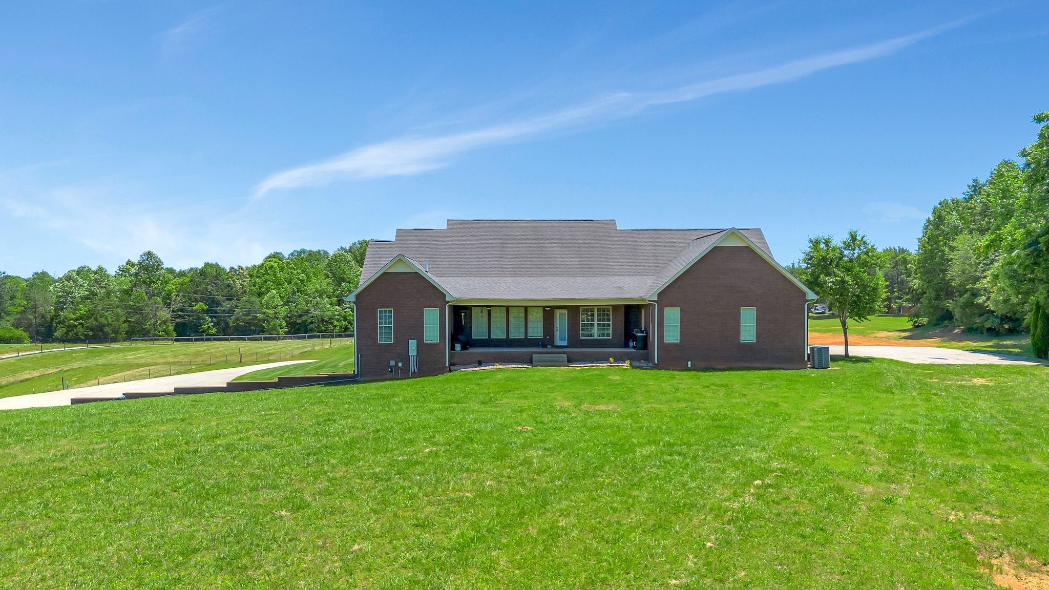 152 Camaro Dr Property Photo 47