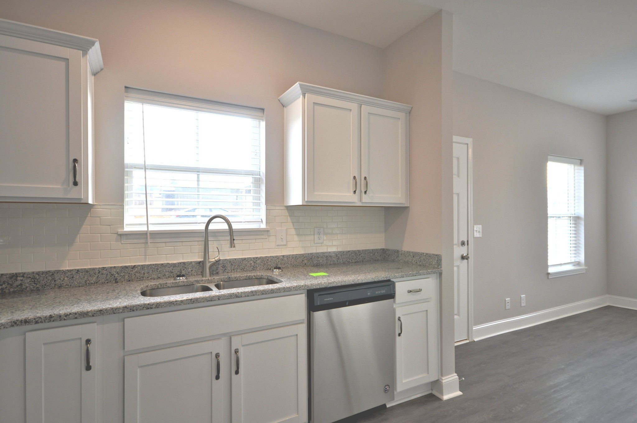 176 Bainbridge Drive Property Photo 10