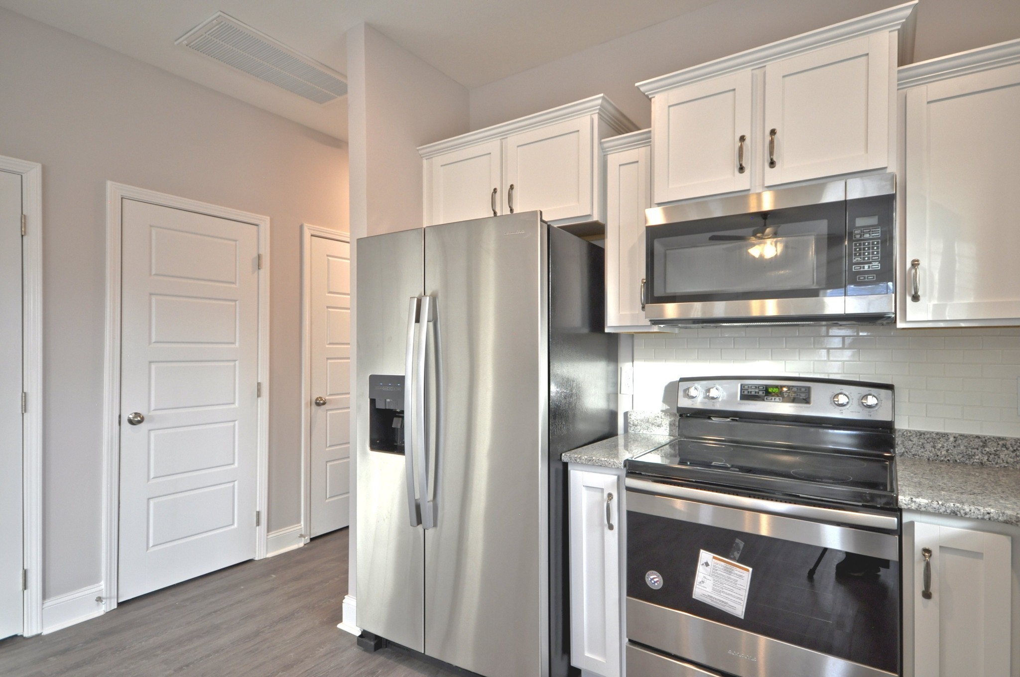 176 Bainbridge Drive Property Photo 11