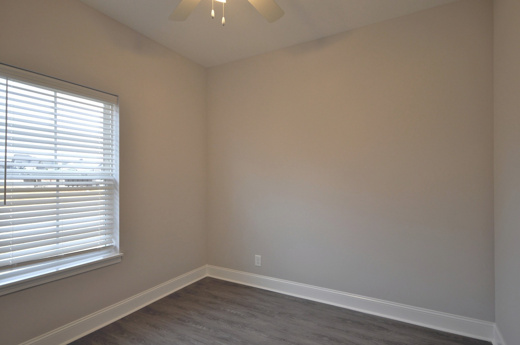 176 Bainbridge Drive Property Photo 16