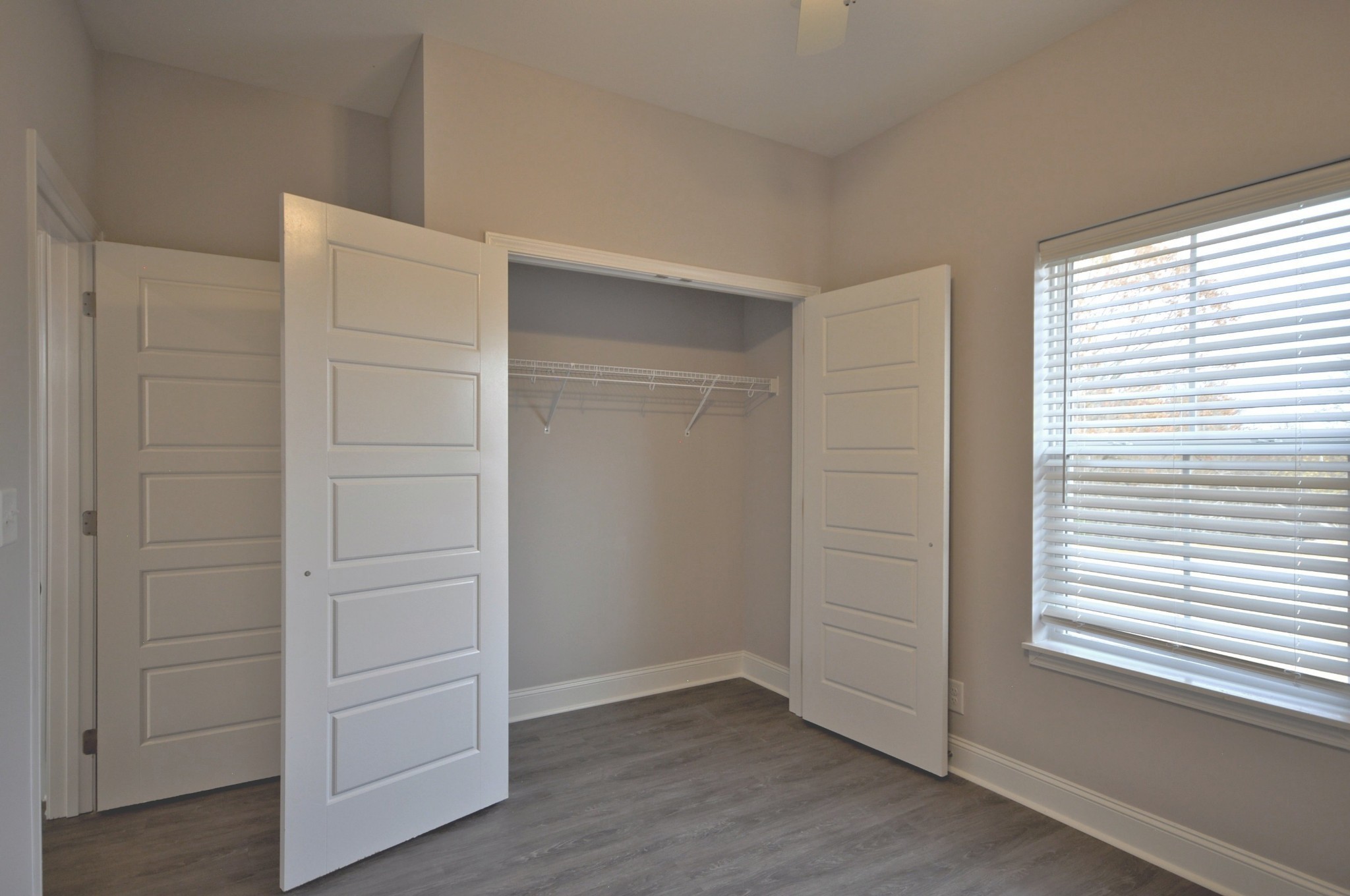 176 Bainbridge Drive Property Photo 17