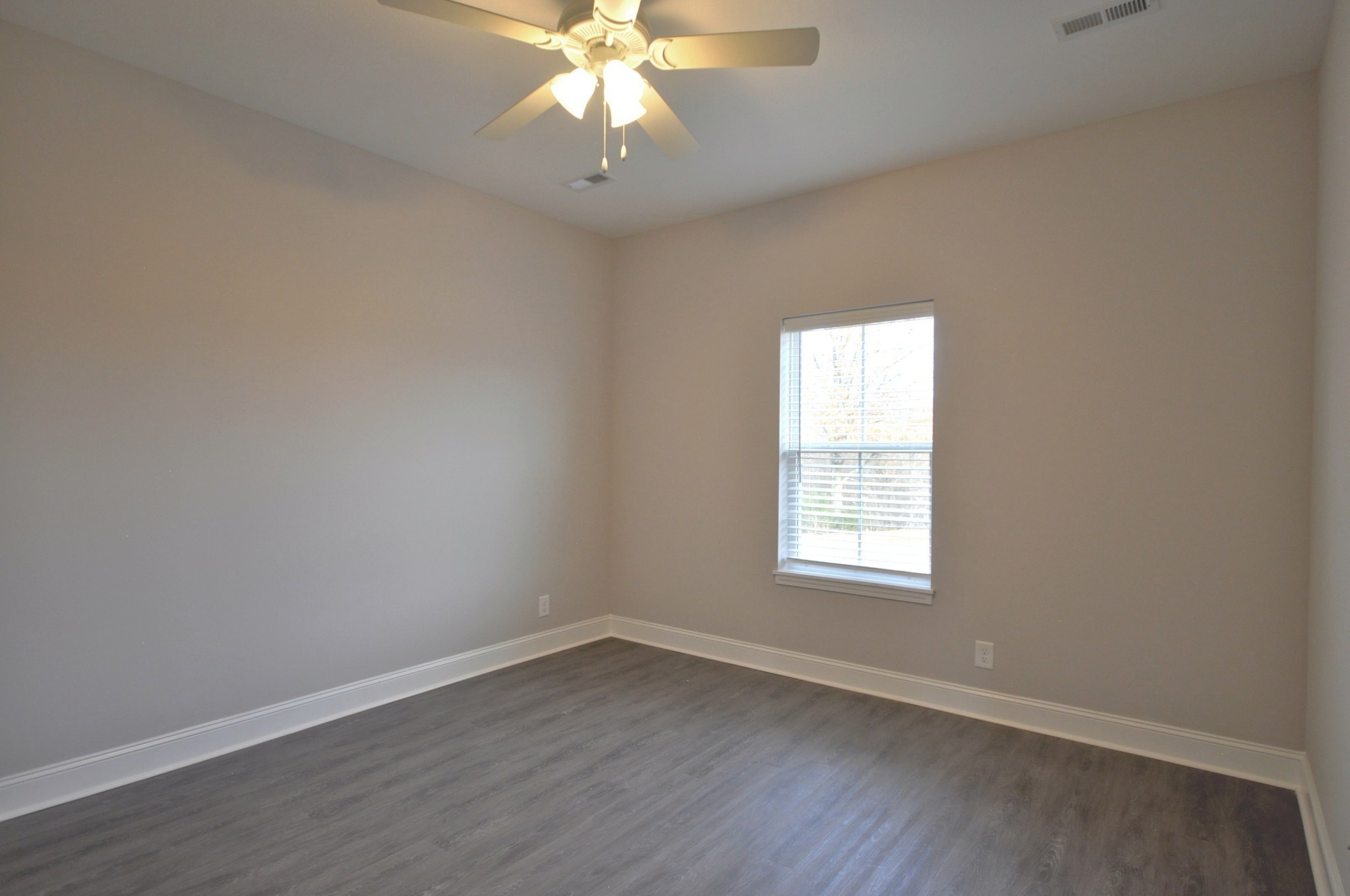 176 Bainbridge Drive Property Photo 22