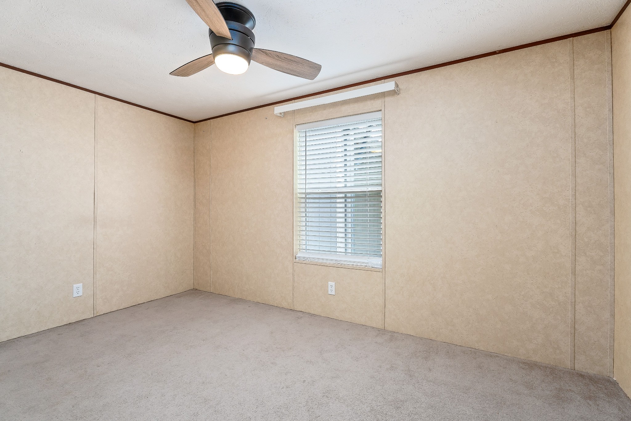 3295 Locke Bend Rd Property Photo 5