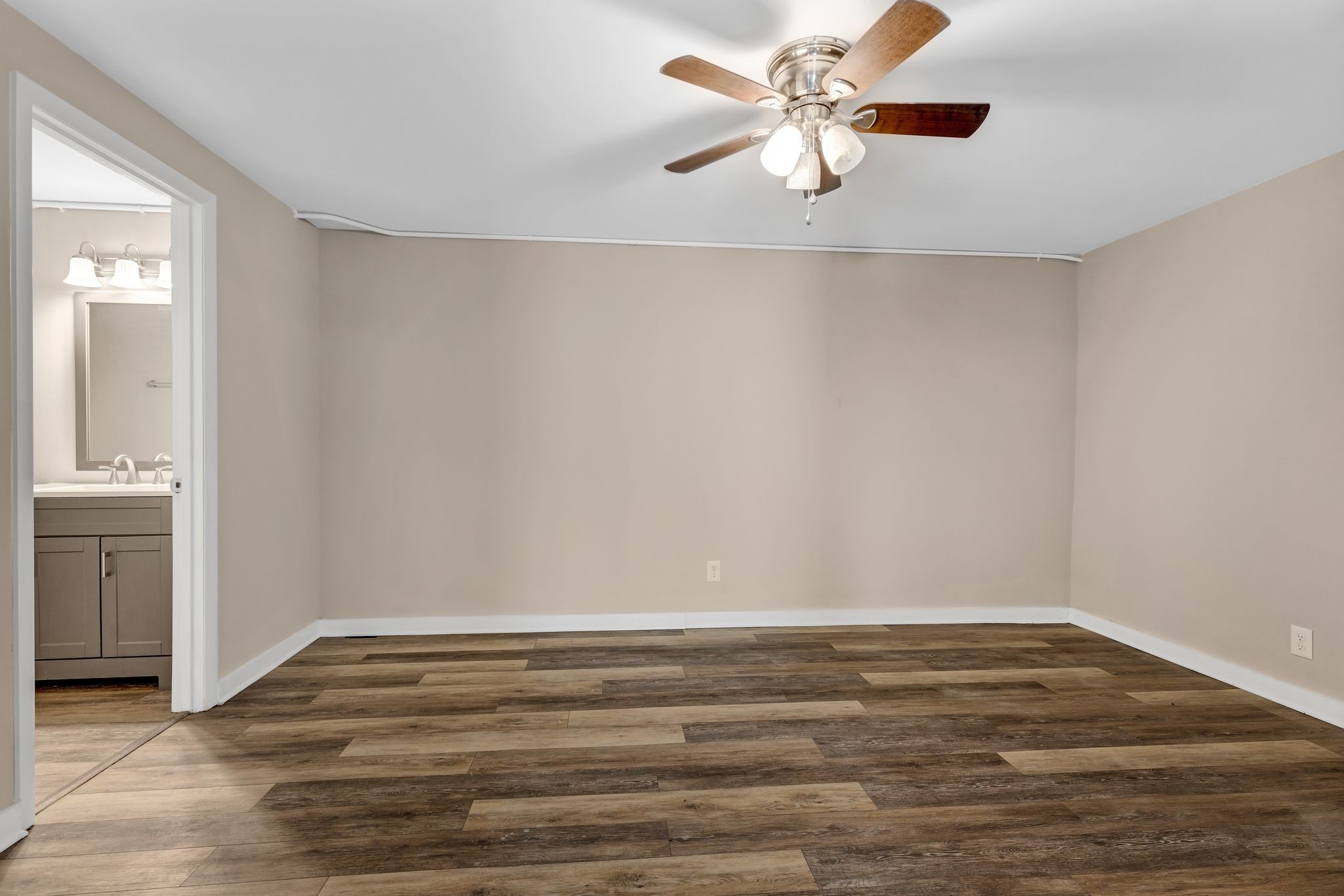 113 Bart Dr Property Photo 26