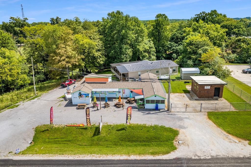 6826 Smithville Hwy Property Photo 1