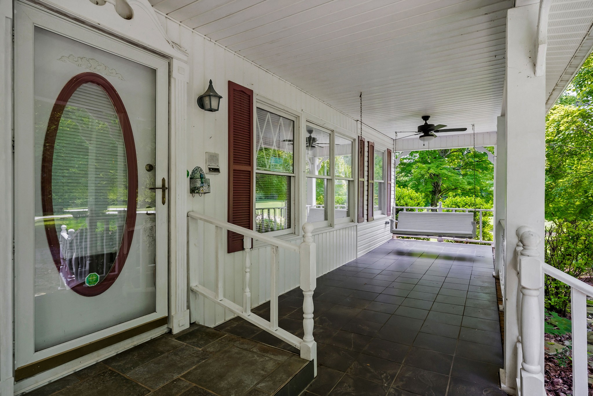 21 Pryor Ln Property Photo 9
