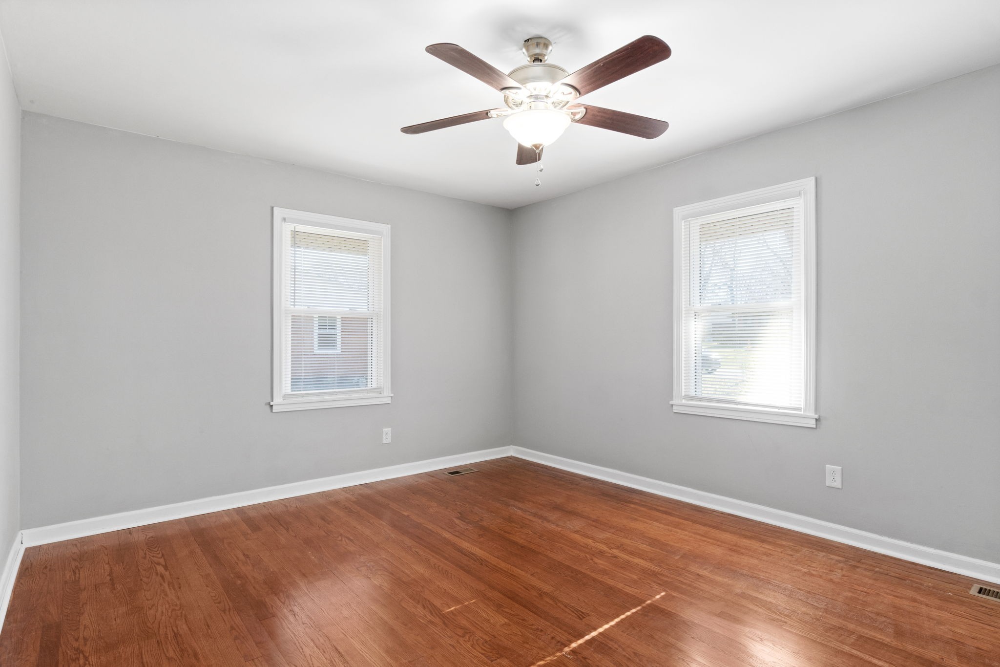 207 Park Ln Property Photo 15