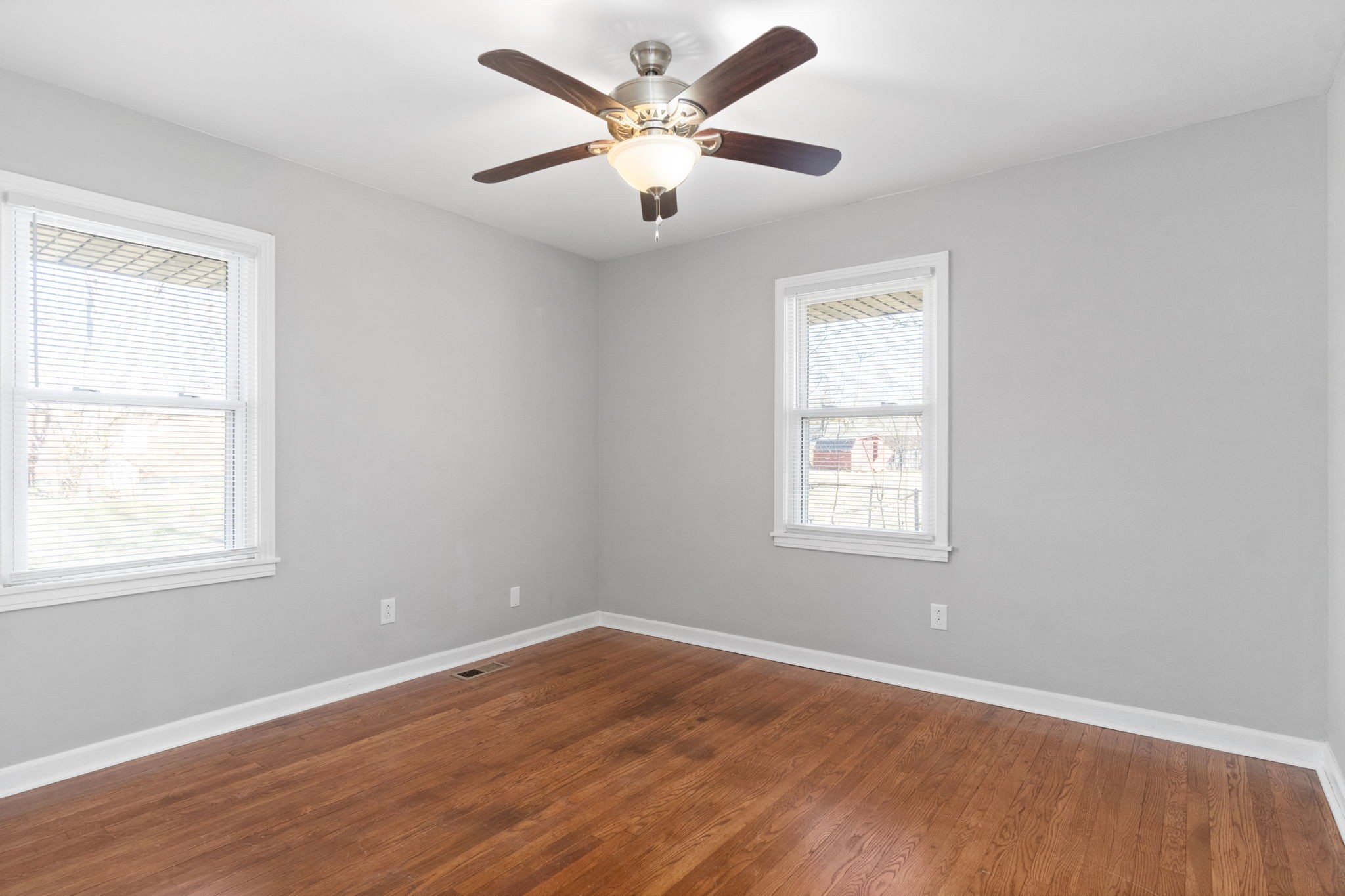 207 Park Ln Property Photo 17