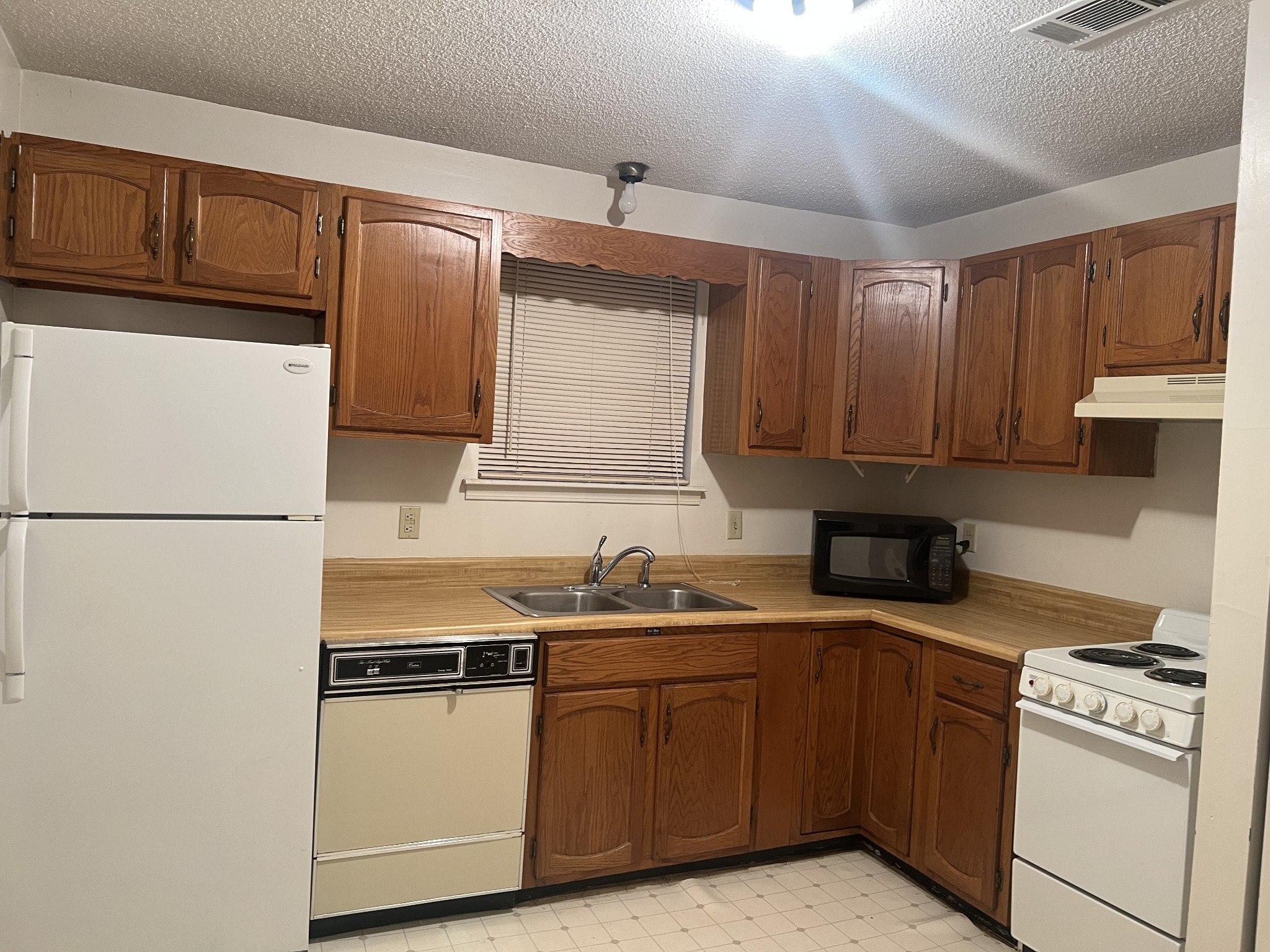 2715 Bullock Ave Property Photo 7