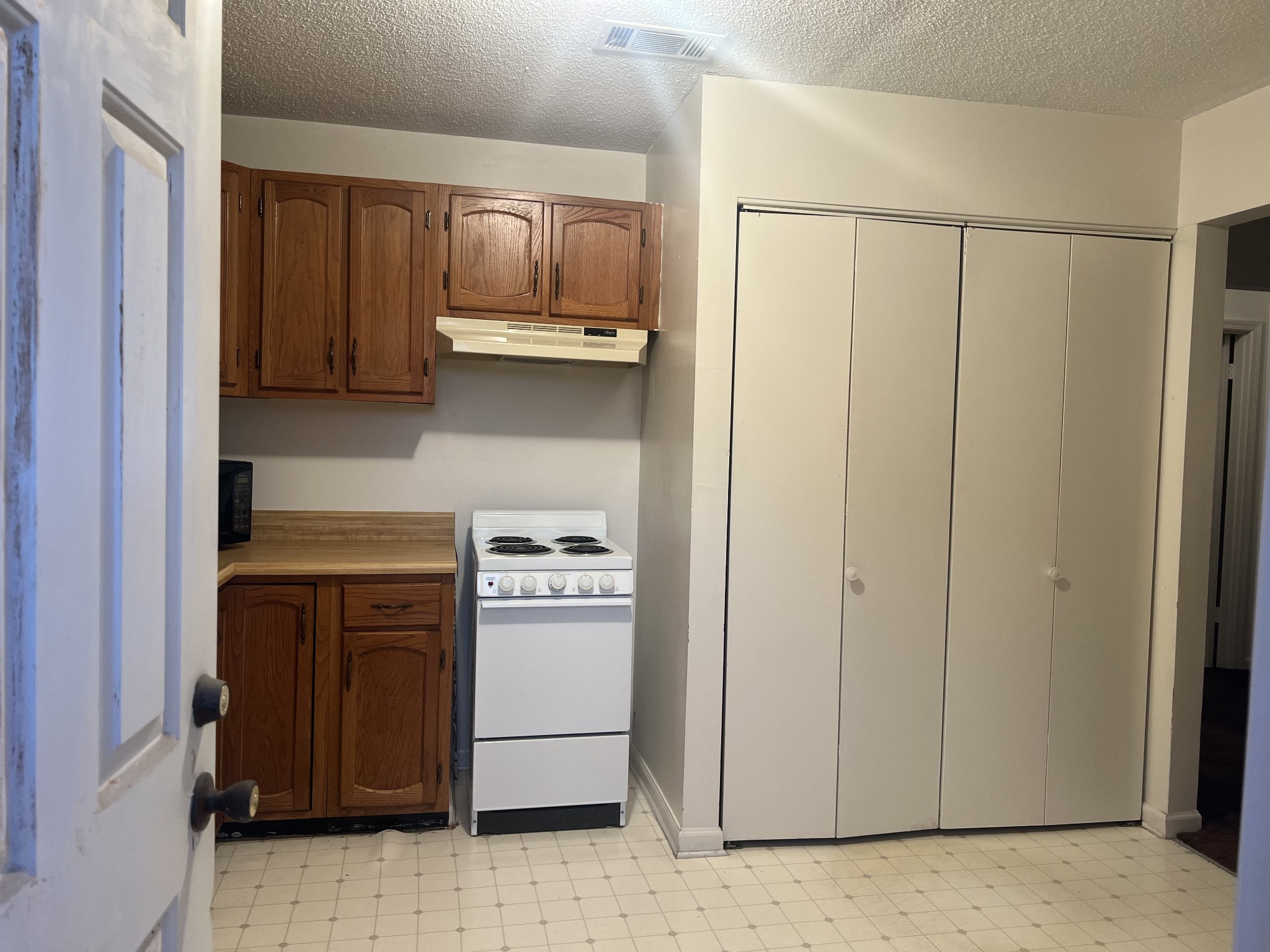 2715 Bullock Ave Property Photo 8