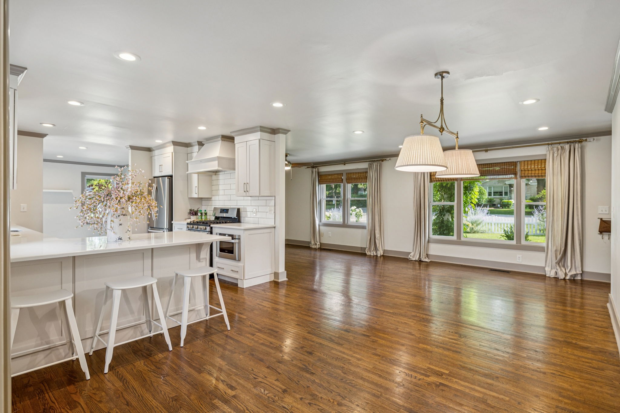 200 James Ave Property Photo 8