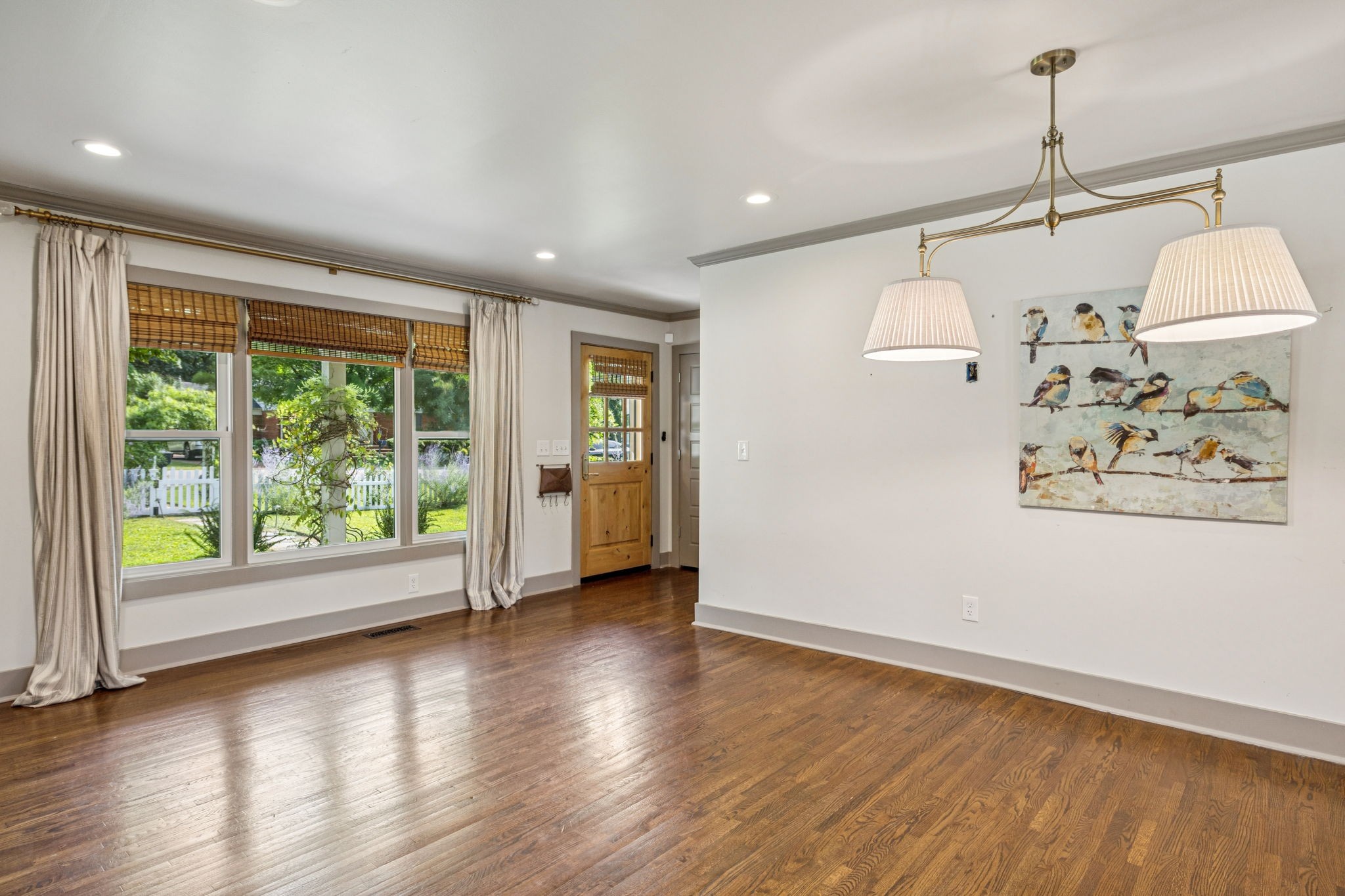 200 James Ave Property Photo 10