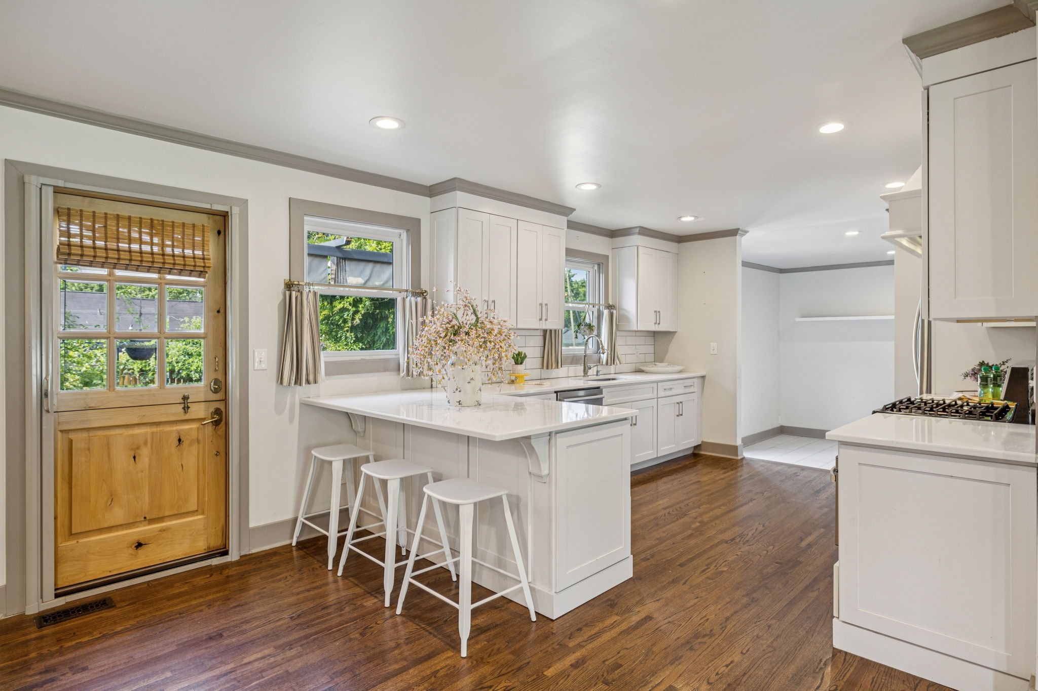 200 James Ave Property Photo 11