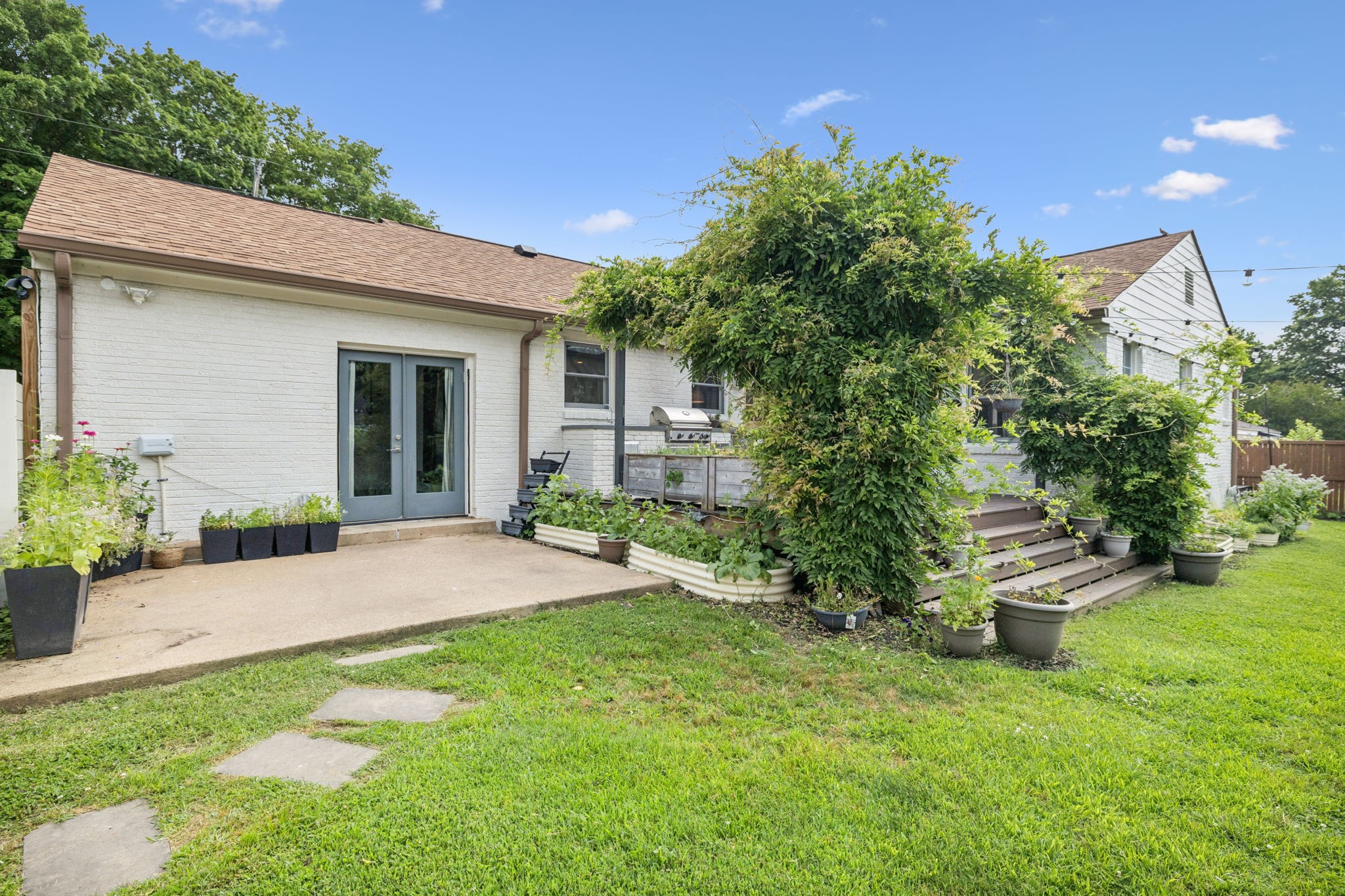 200 James Ave Property Photo 41