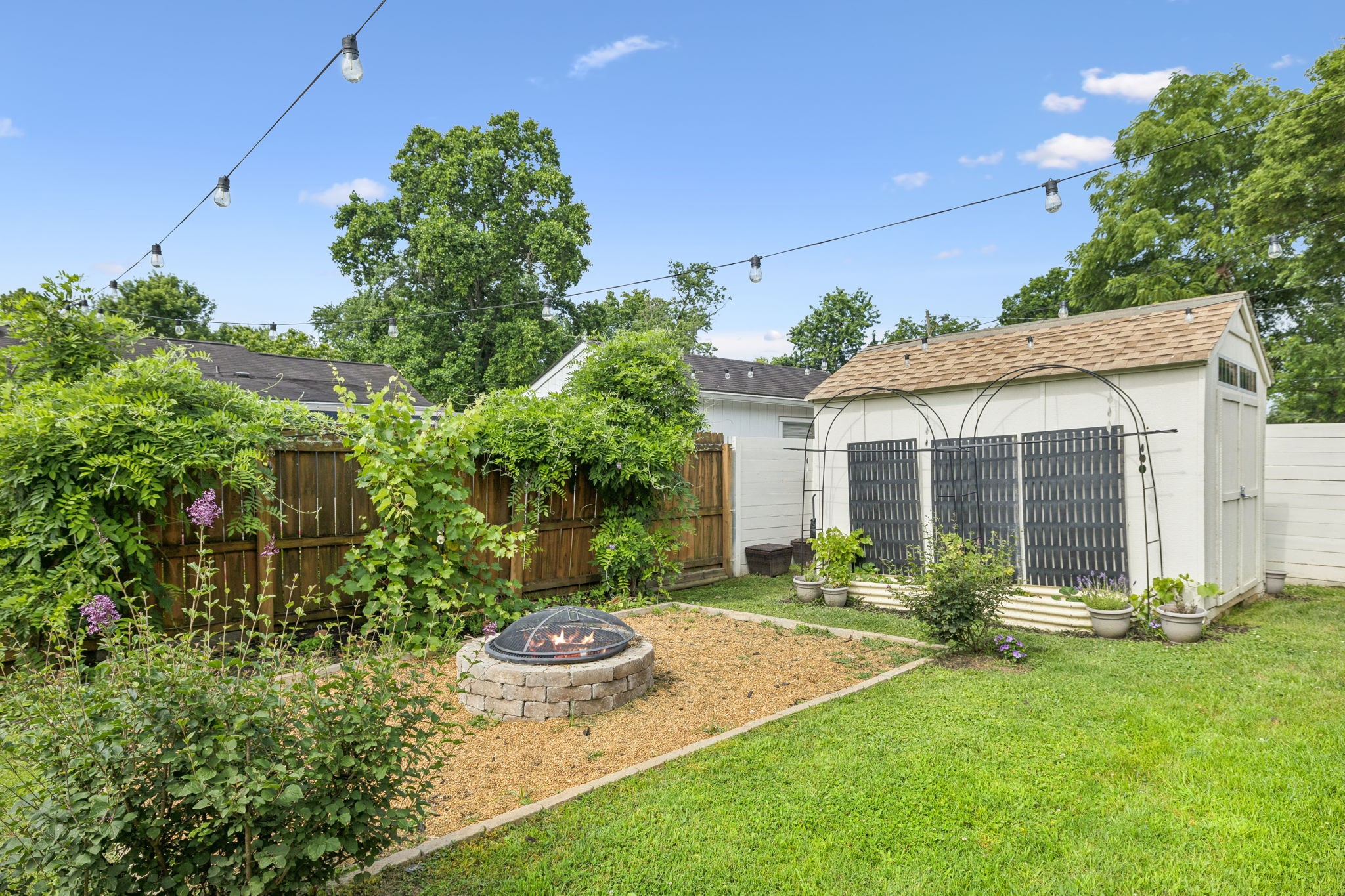 200 James Ave Property Photo 45