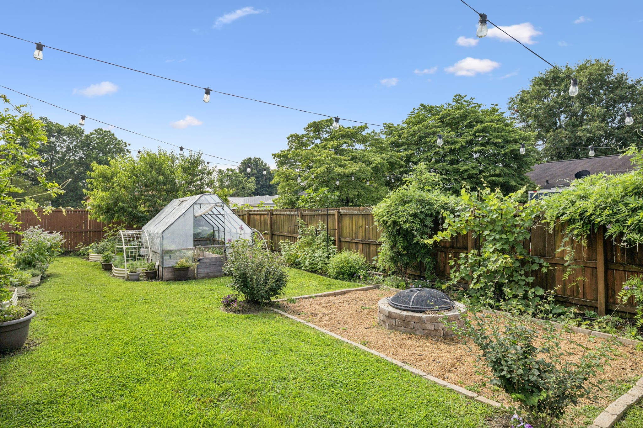 200 James Ave Property Photo 46