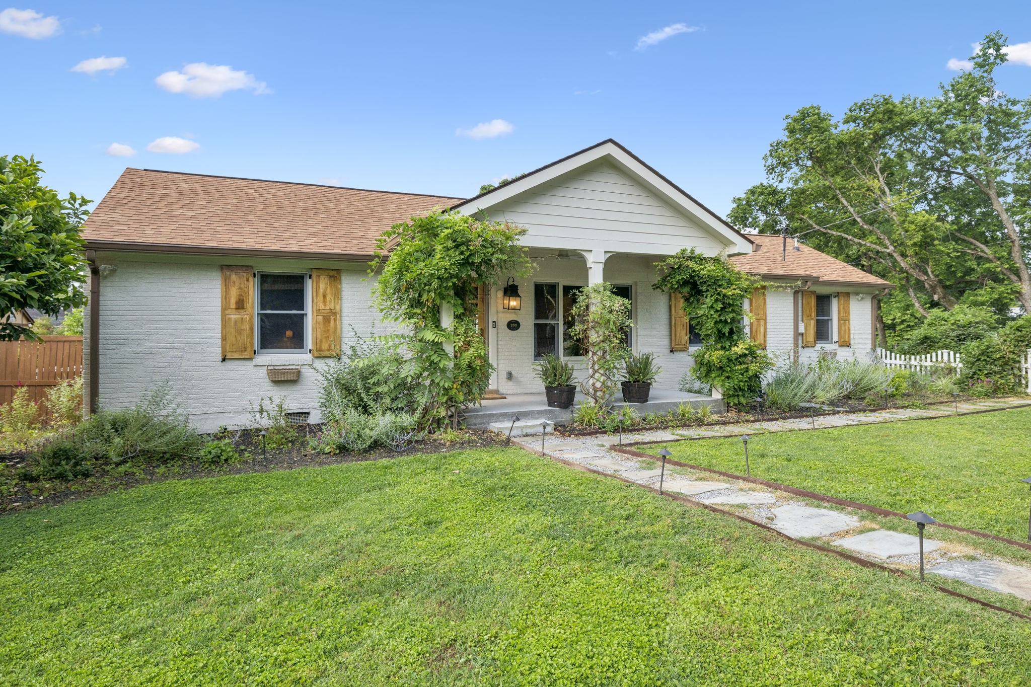 200 James Ave Property Photo 51