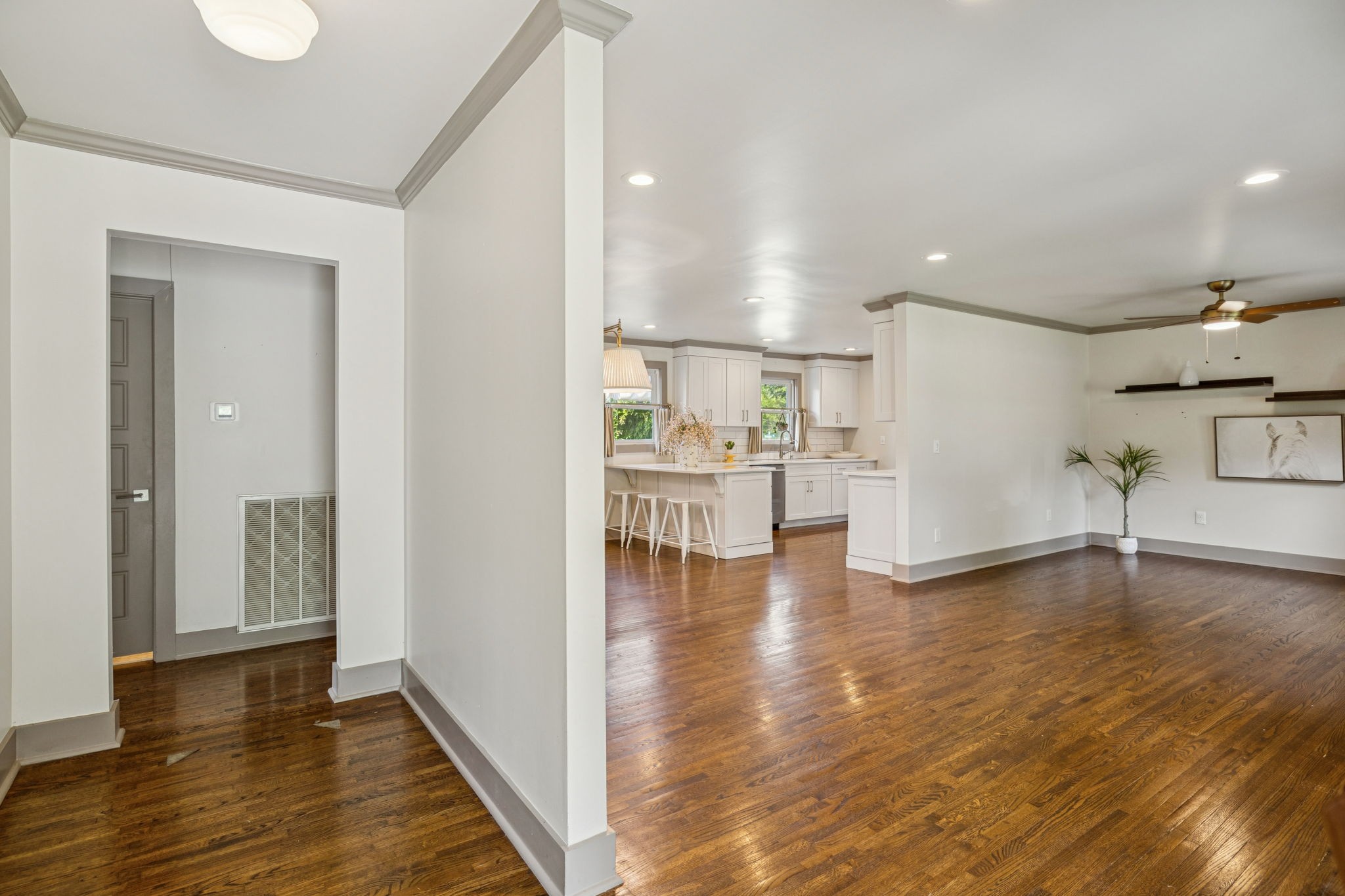 200 James Ave Property Photo 57