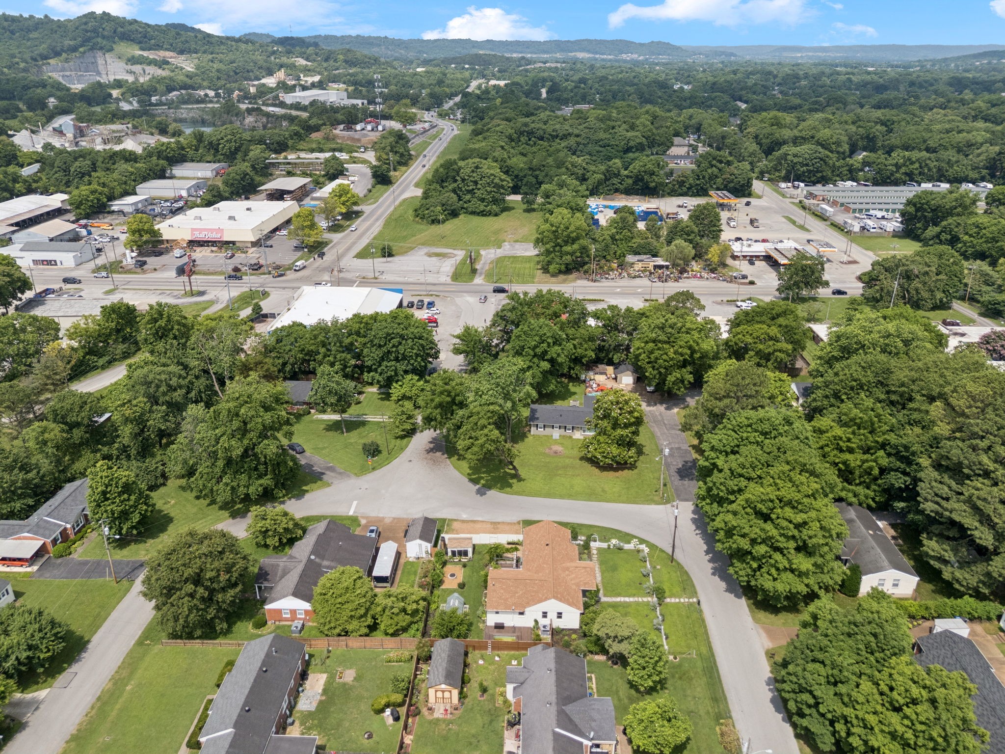 200 James Ave Property Photo 62