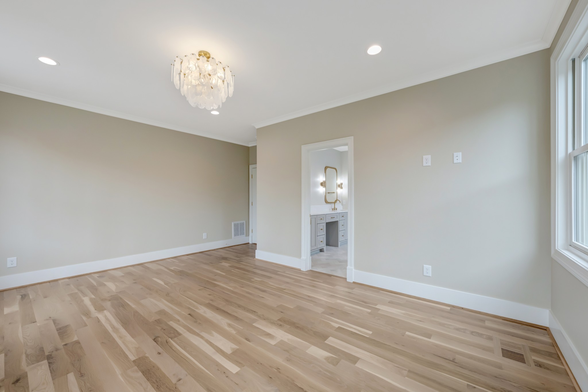 1402 Ashwood Ave Property Photo 35