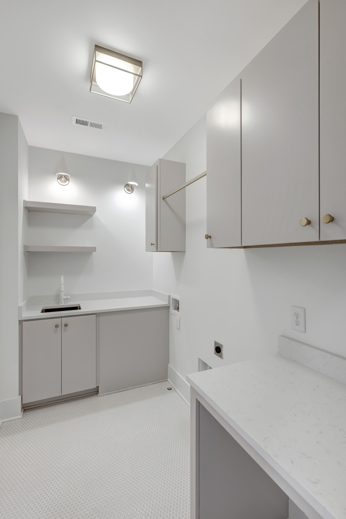 1402 Ashwood Ave Property Photo 48