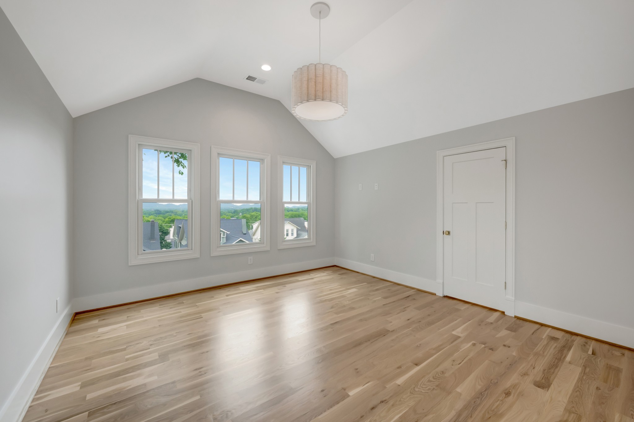 1402 Ashwood Ave Property Photo 49