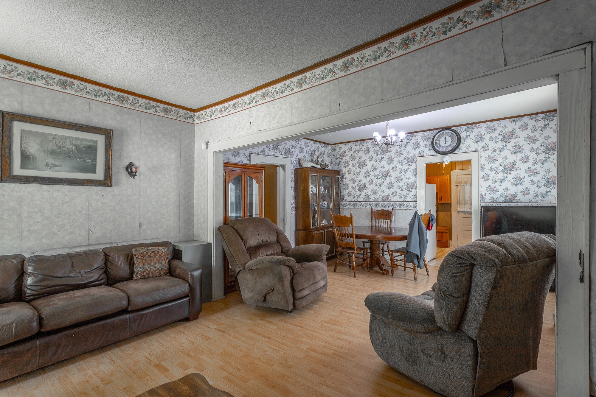 4303 14th Avenue Property Photo 6