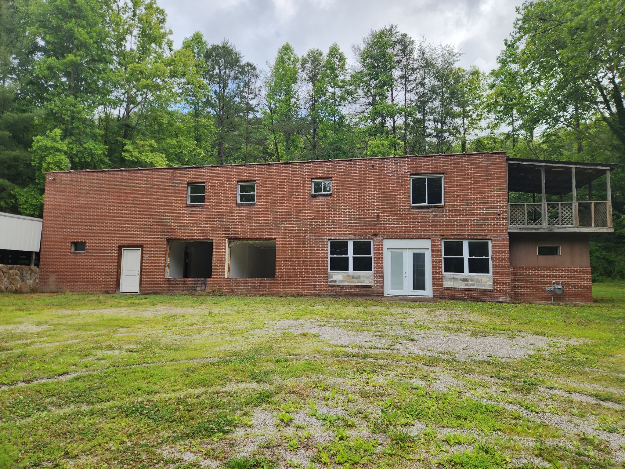 585 Stone Hennessee Rd Property Photo 1
