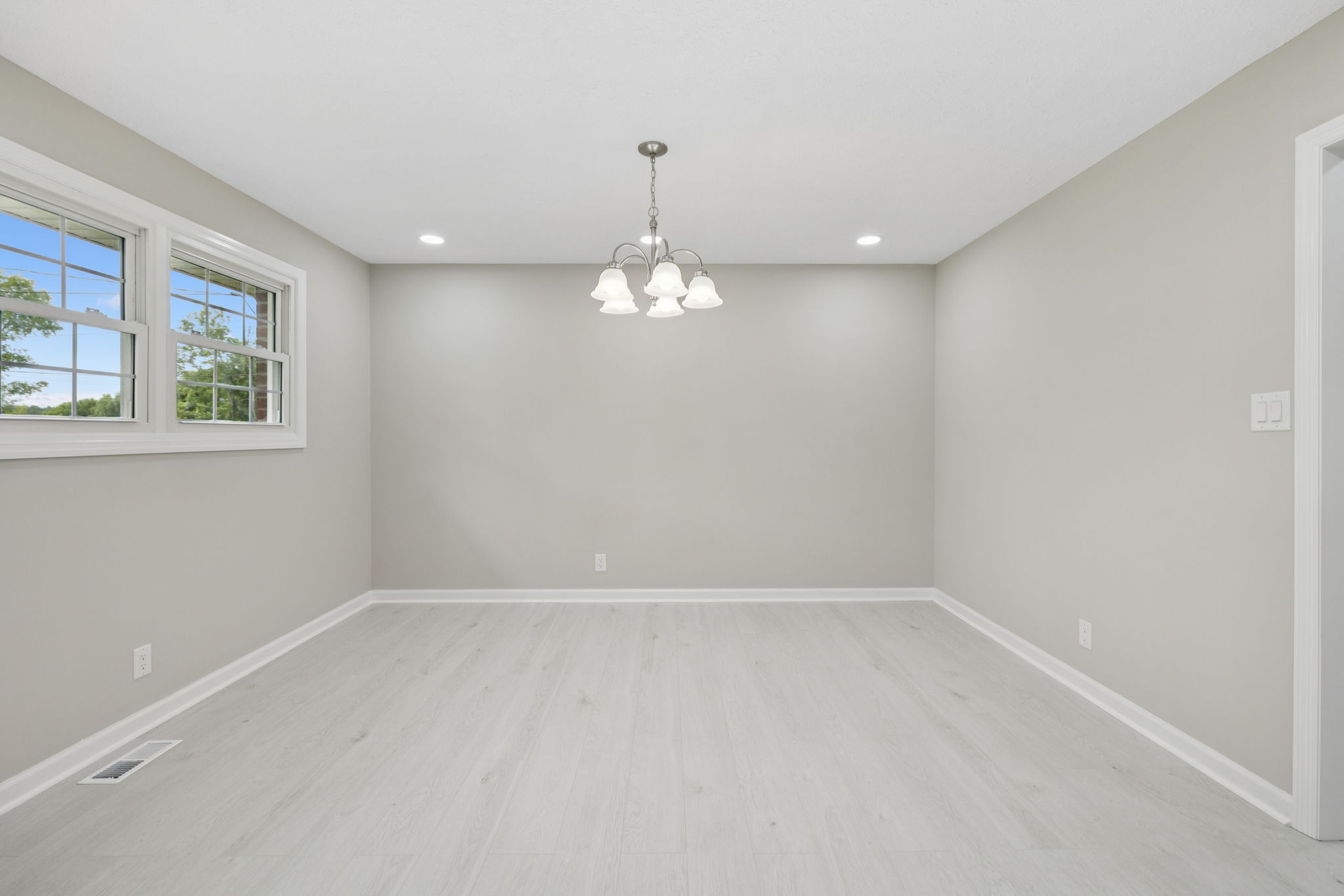 2762 Hunters Point Pike Property Photo 11