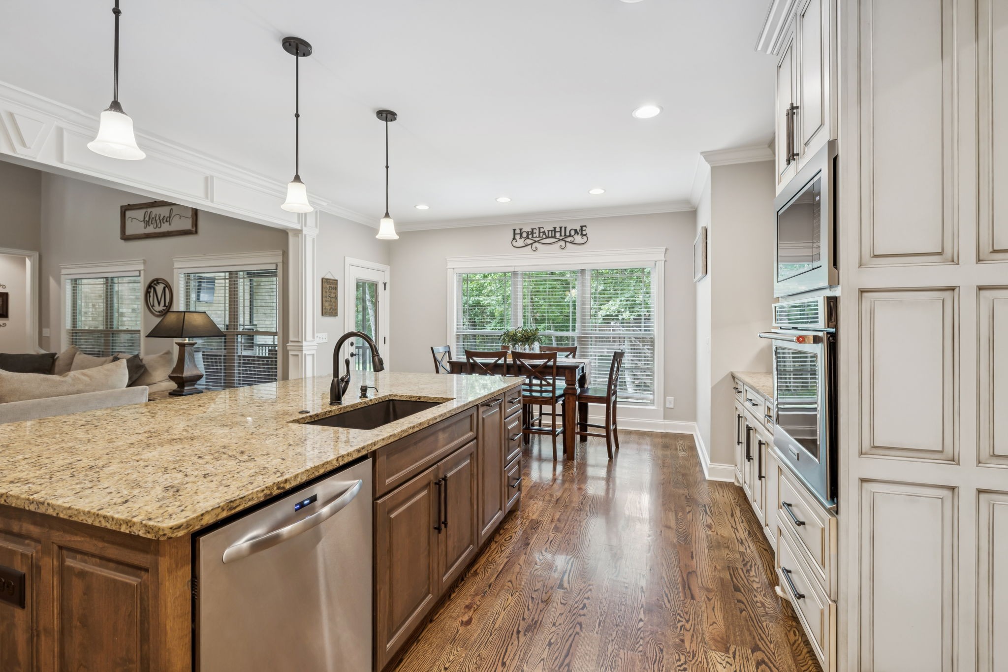 6167 Craddock Ln Property Photo 18