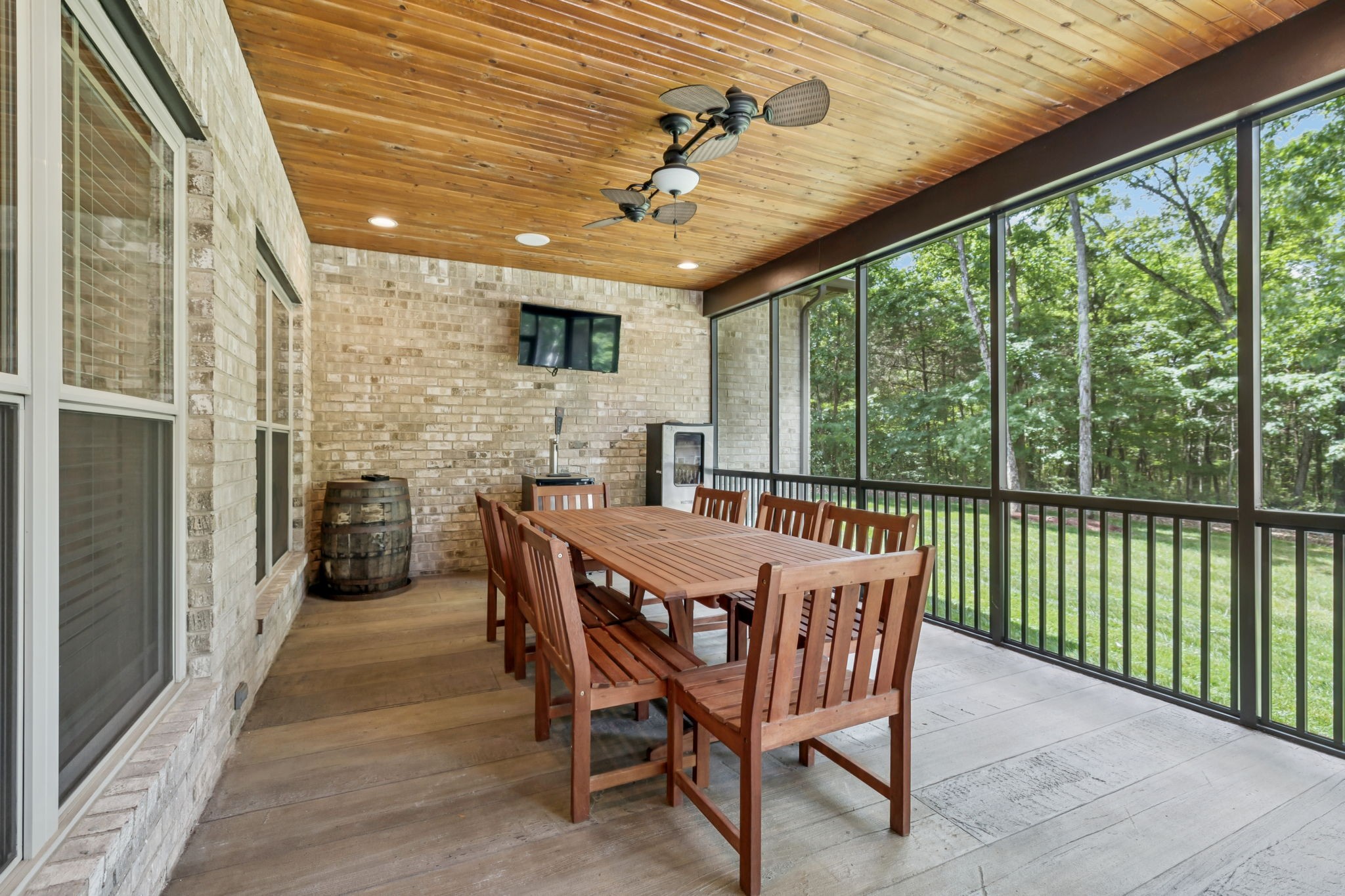 6167 Craddock Ln Property Photo 39